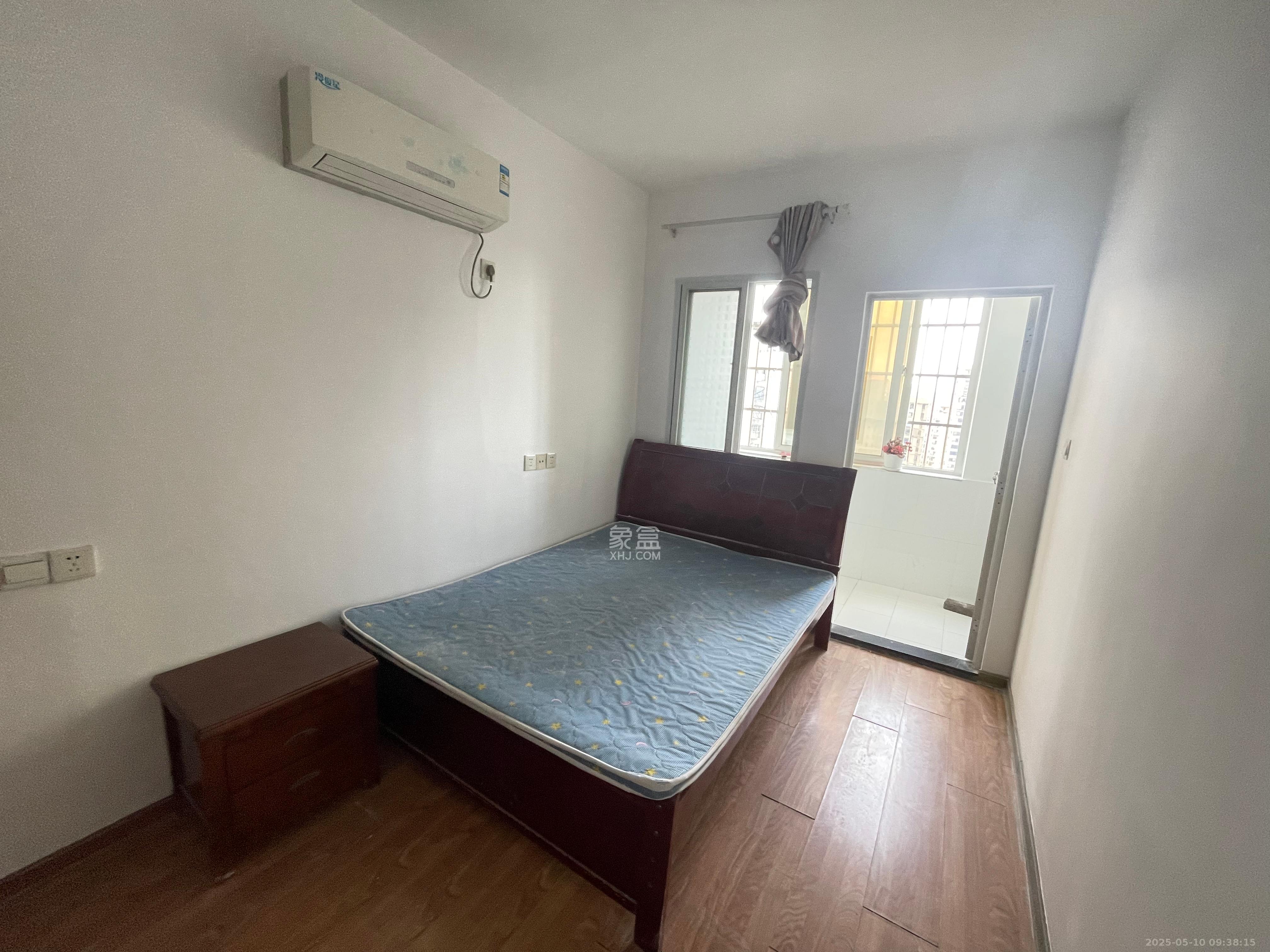 巧克力空间（建鸿达现代大厦）  2室2厅1卫   2100.00元/月室内图