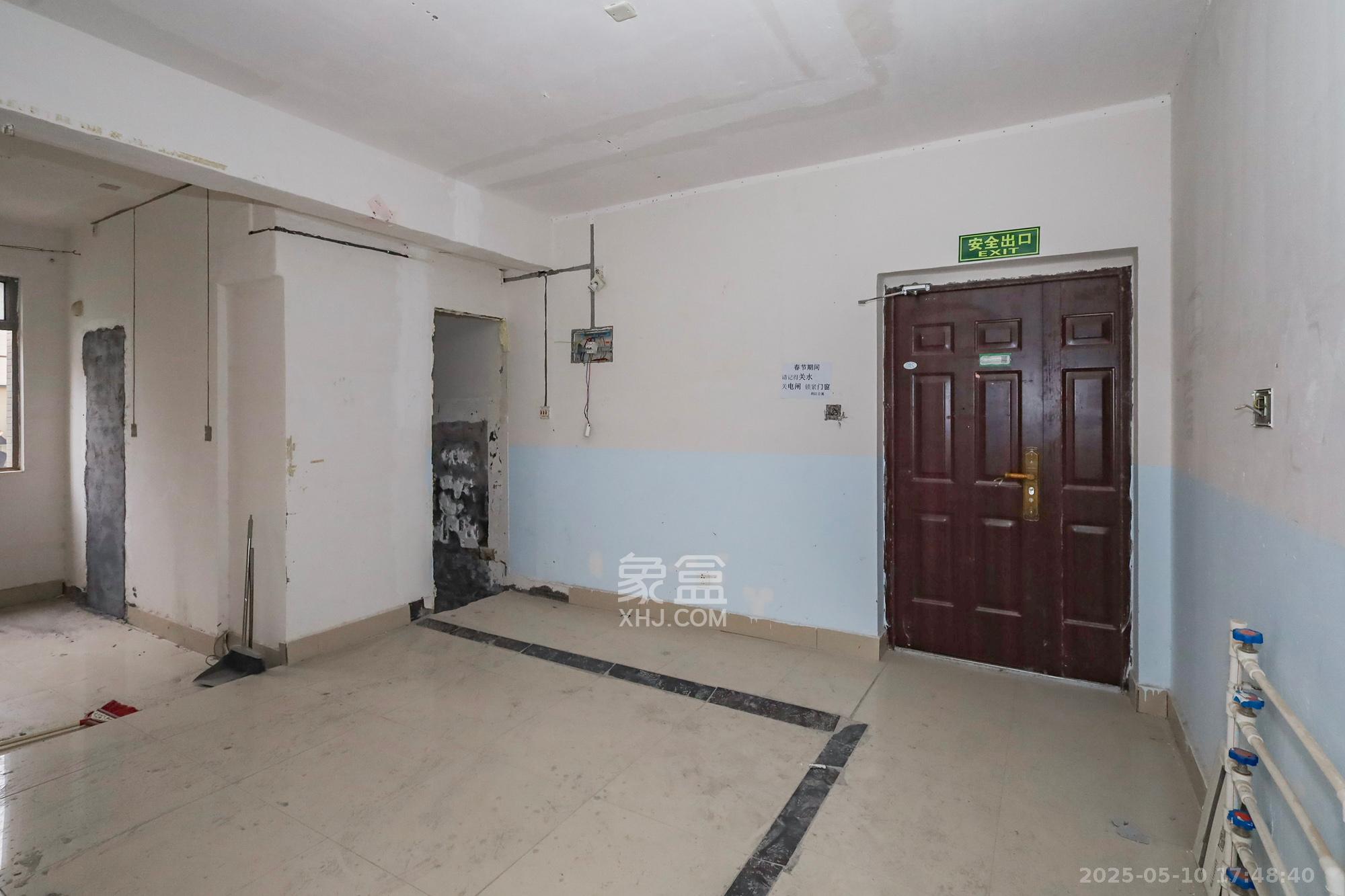 八方小区B区 3室2厅2卫 365.0万 八方小区B区 3室2厅2卫 365.0万其他