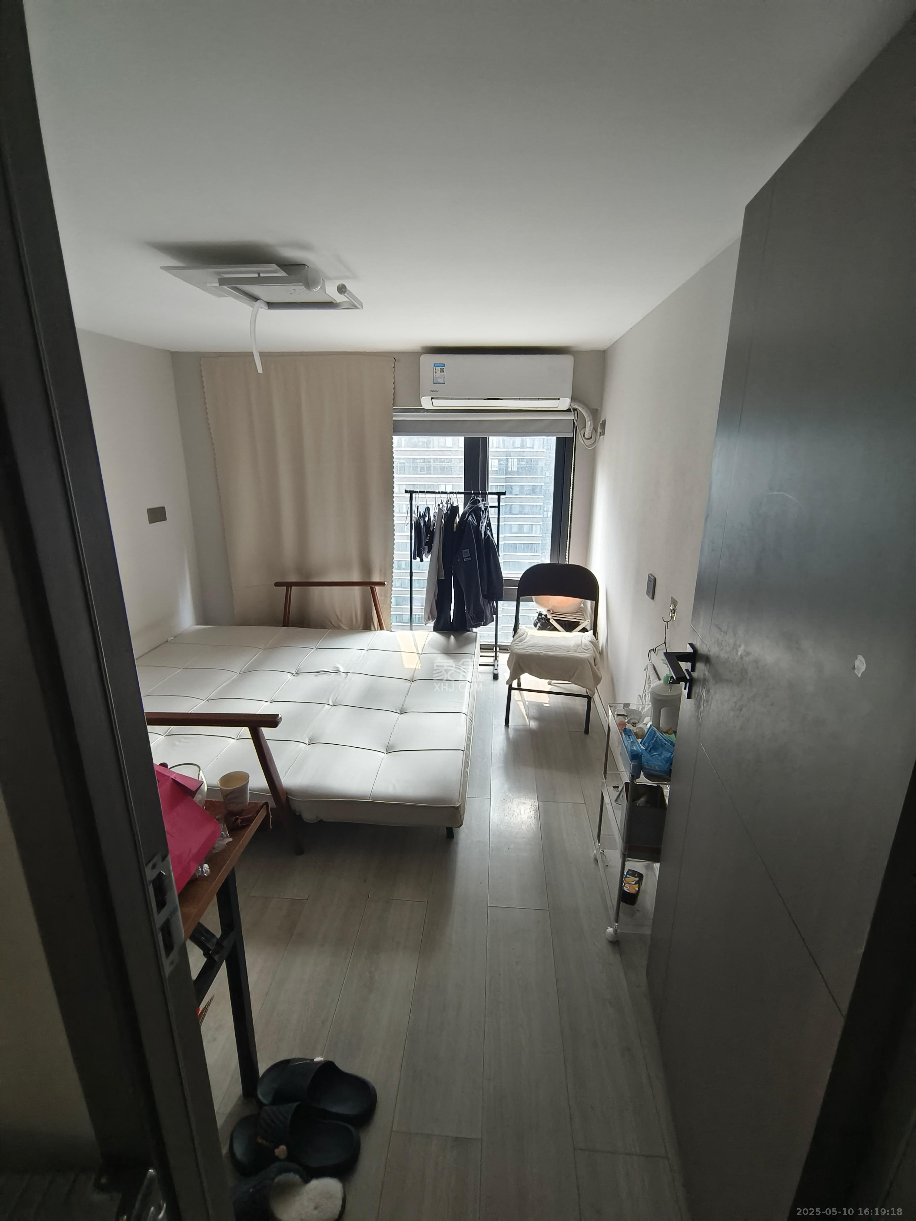 卓越中寰  2室1厅1卫   3200.00元/月室内图