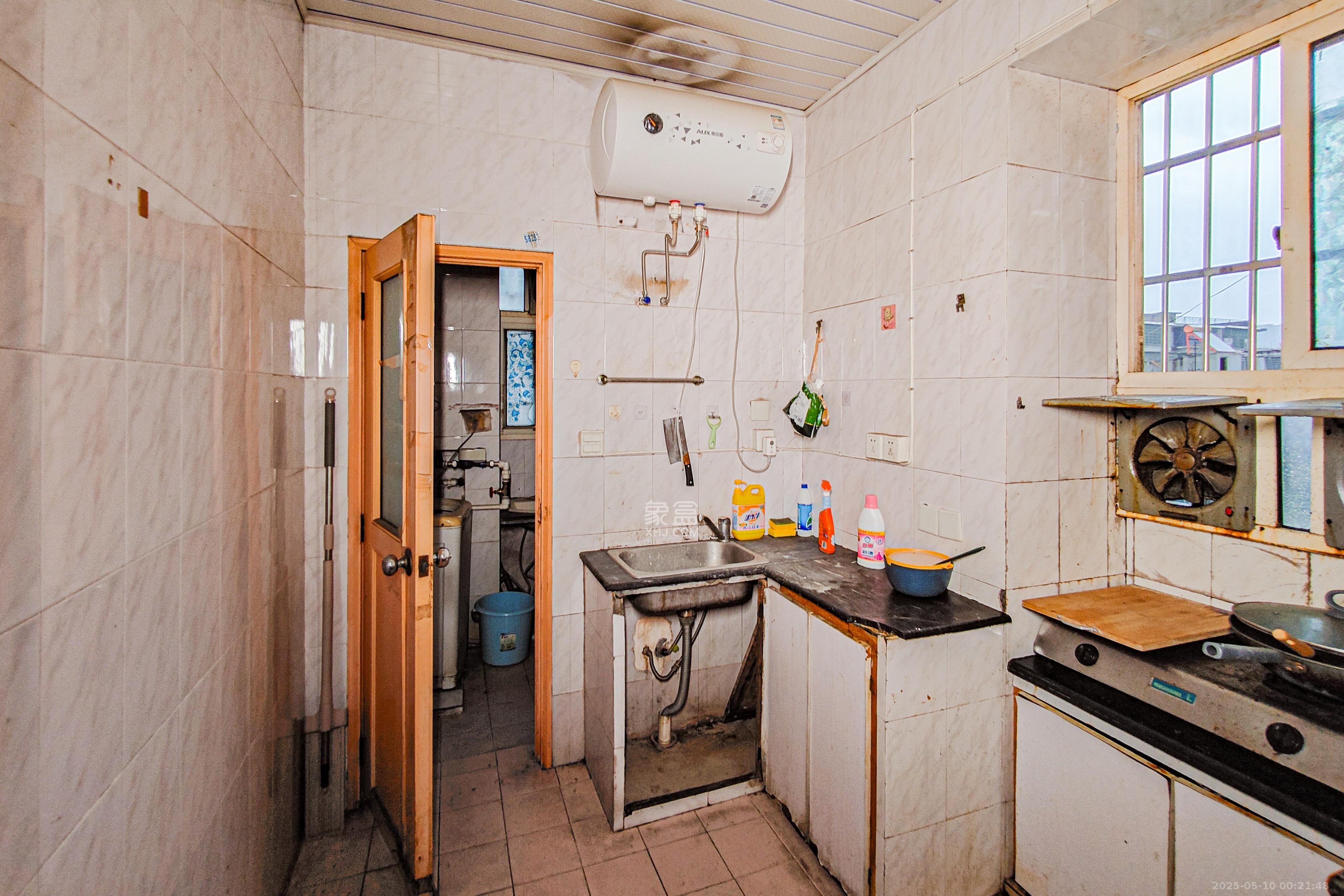 冶金厅宿舍(祝威岗13号) 3室1厅1卫 50.0万 冶金厅宿舍(祝威岗13号) 3室1厅1卫 50.0万厨房