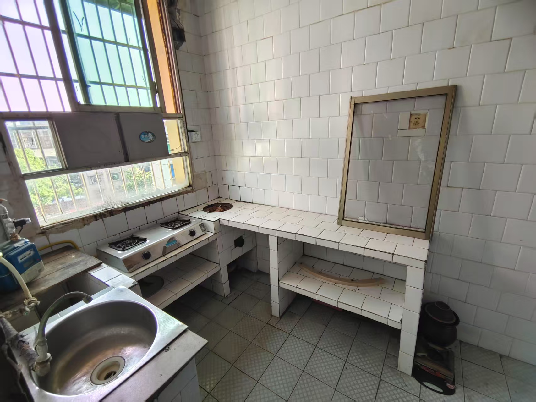 金花苑小区 3室2厅1卫 800.0元/月 金花苑小区 3室2厅1卫 800.0元/月室内图