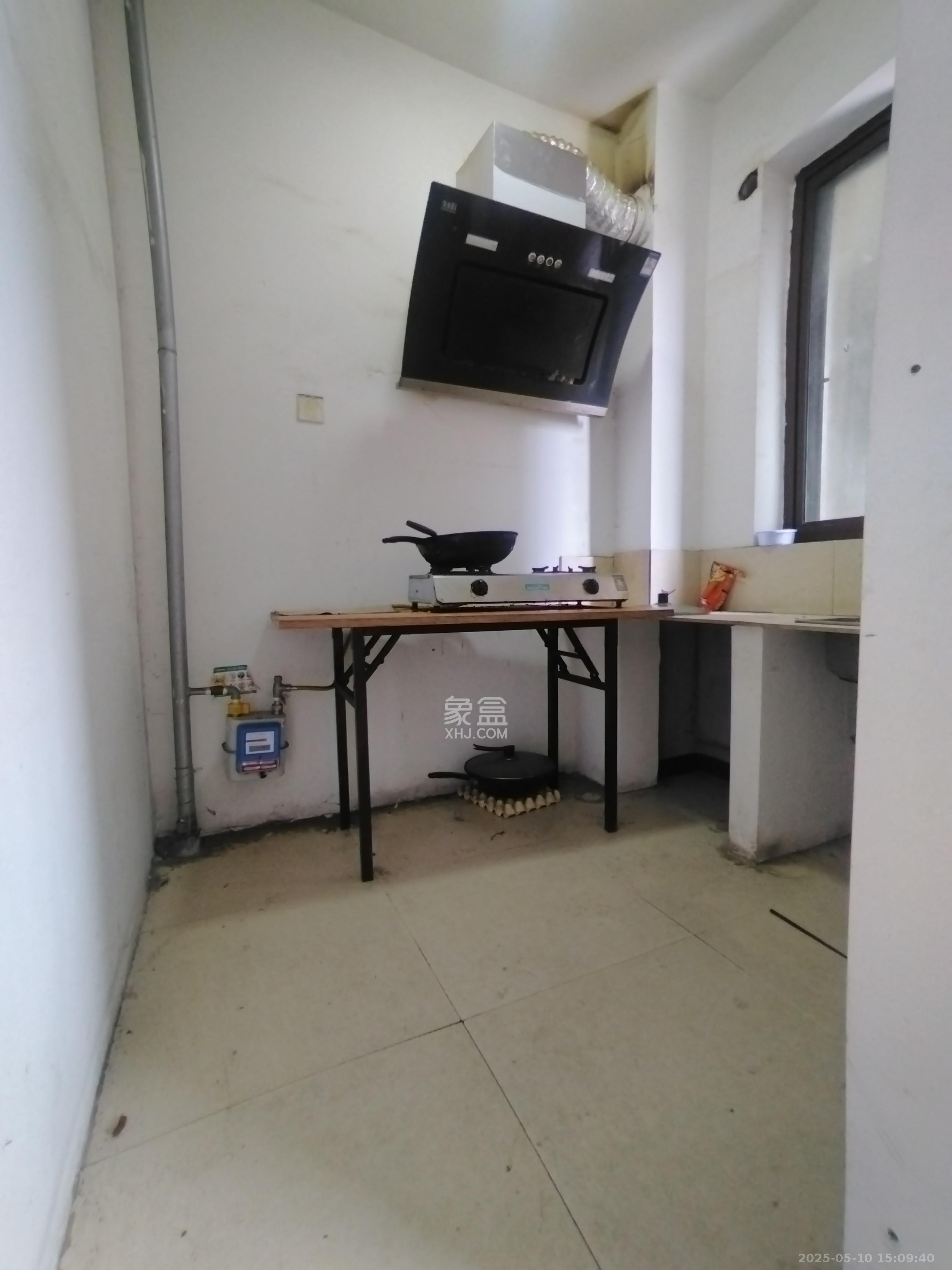 豪都新天地  1室2厅2卫    600.0元/月 豪都新天地  1室2厅2卫    600.0元/月室内图