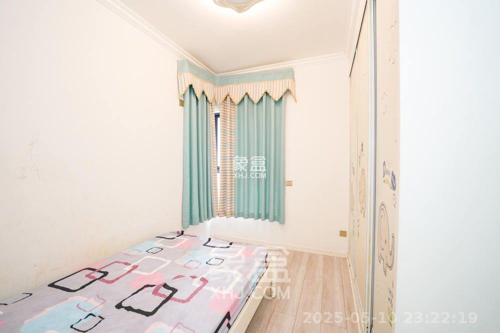 哈佛小镇(五矿哈佛小镇) 4室2厅2卫 2200.0元/月 哈佛小镇(五矿哈佛小镇) 4室2厅2卫 2200.0元/月室内图