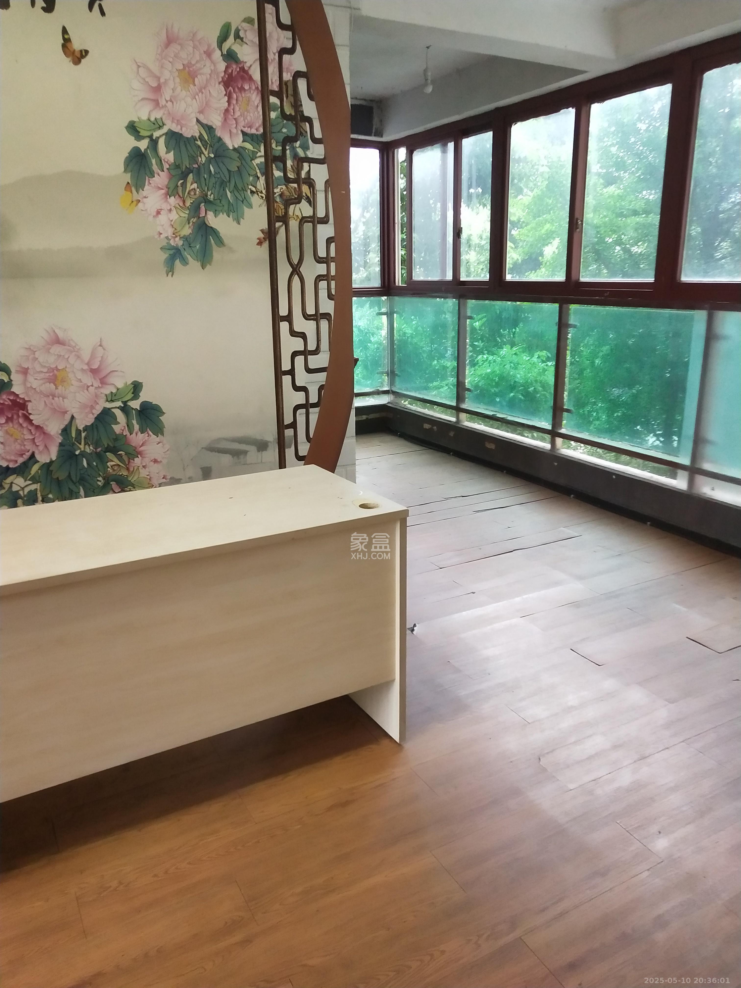 湘麓国际 4室2厅2卫 3000.0元/月 湘麓国际 4室2厅2卫 3000.0元/月室内图