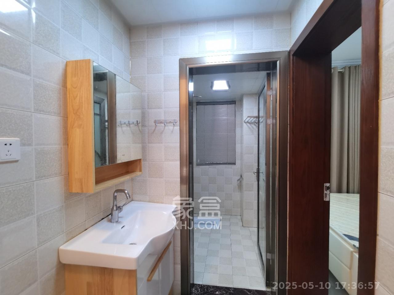 汇一城(汇壹公馆) 1室2厅2卫 2600.0元/月 汇一城(汇壹公馆) 1室2厅2卫 2600.0元/月室内图