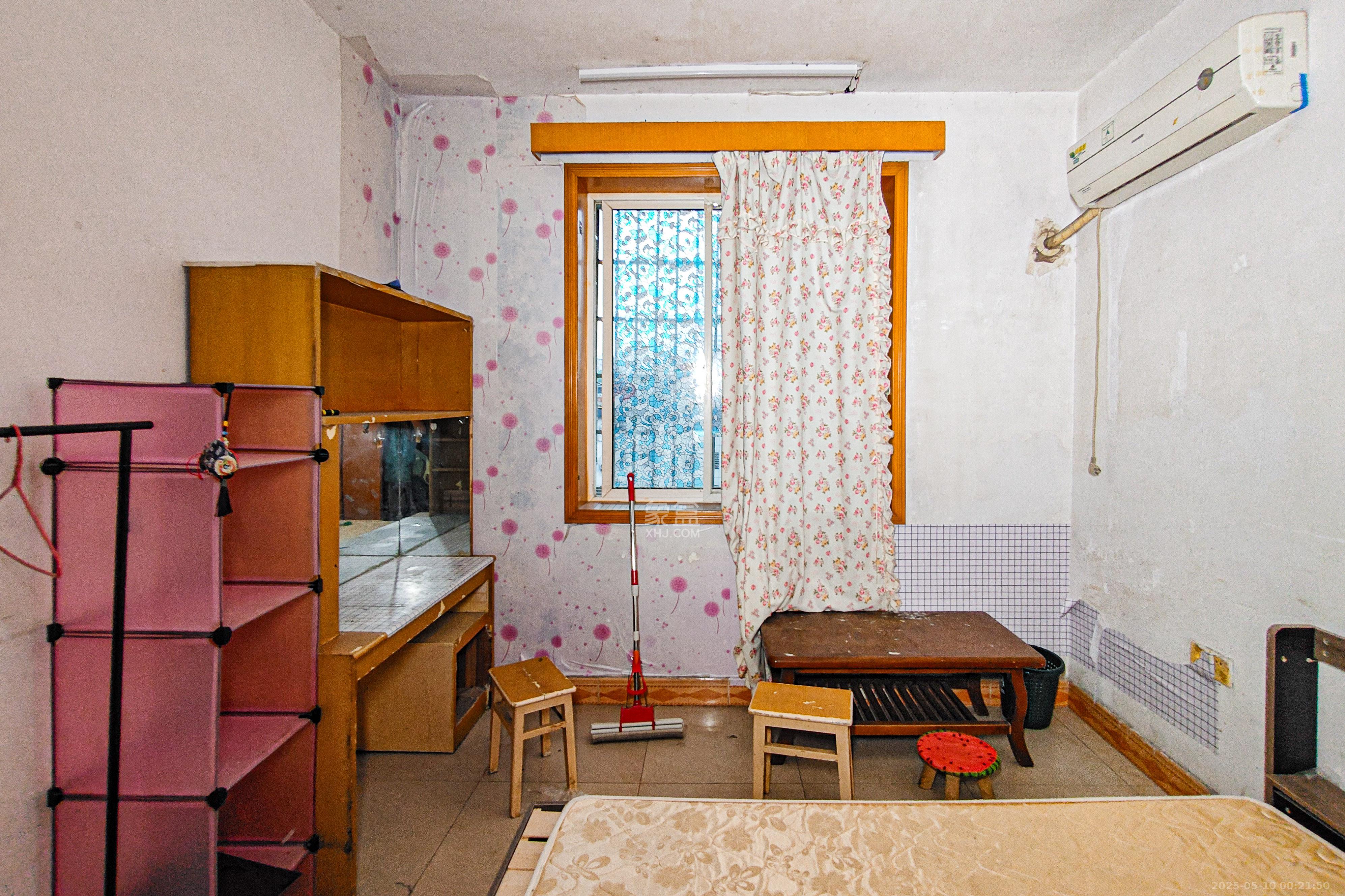 冶金厅宿舍(祝威岗13号) 3室1厅1卫 50.0万 冶金厅宿舍(祝威岗13号) 3室1厅1卫 50.0万卧室