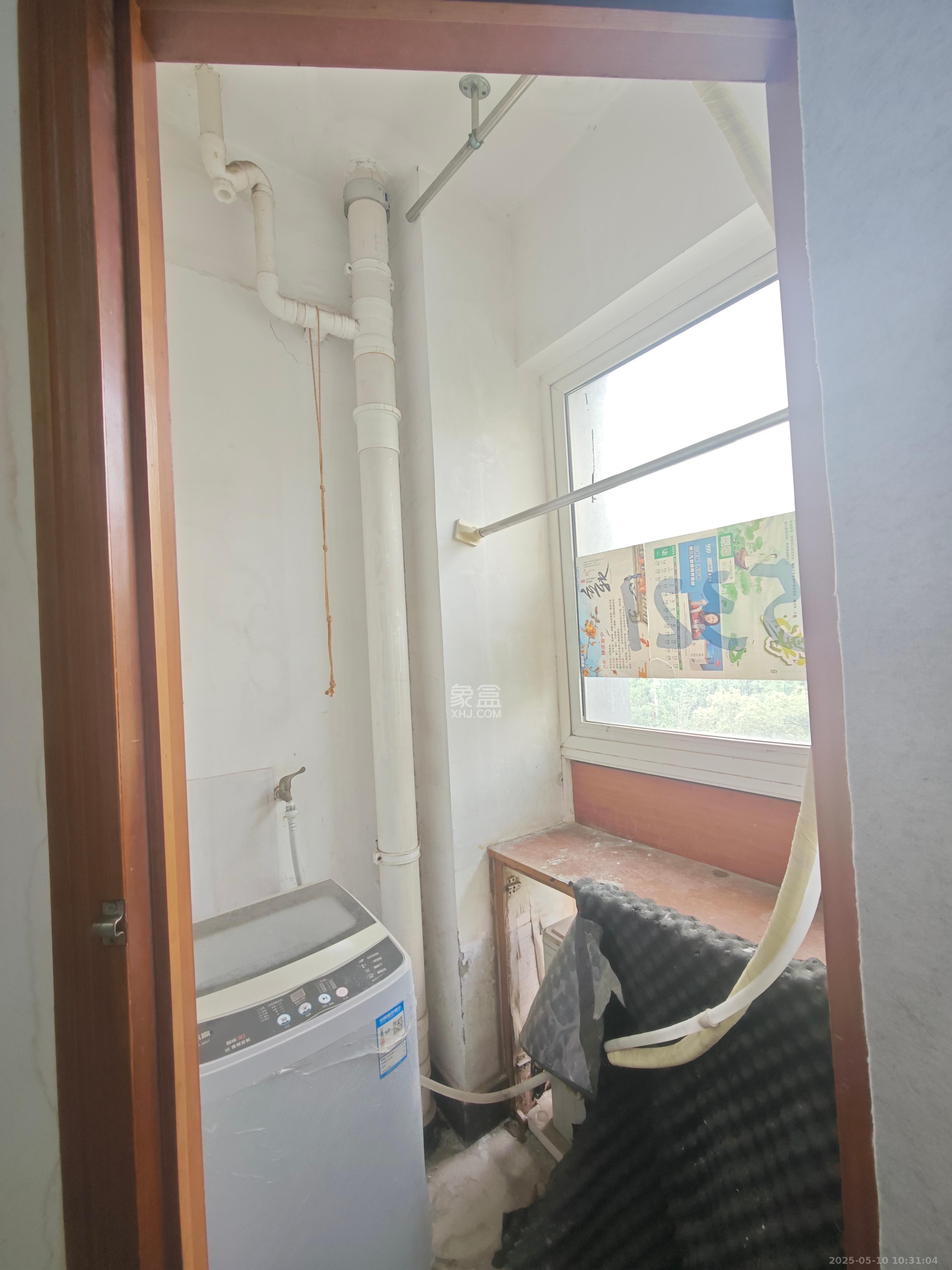 伍家岭生活广场 1室1厅1卫 1000.0元/月 伍家岭生活广场 1室1厅1卫 1000.0元/月室内图