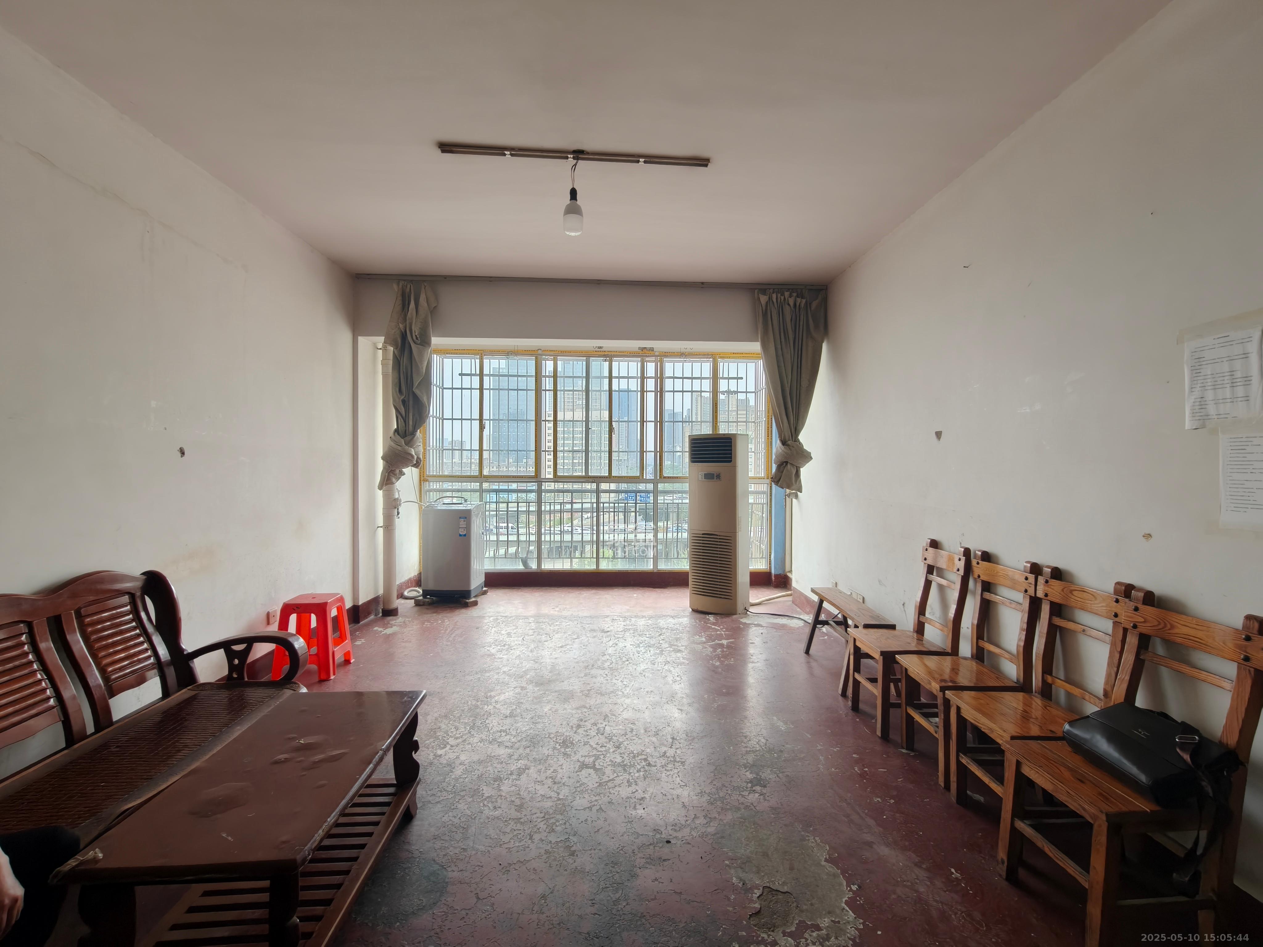 明珠苑 3室2厅1卫 2500.0元/月 明珠苑 3室2厅1卫 2500.0元/月室内图