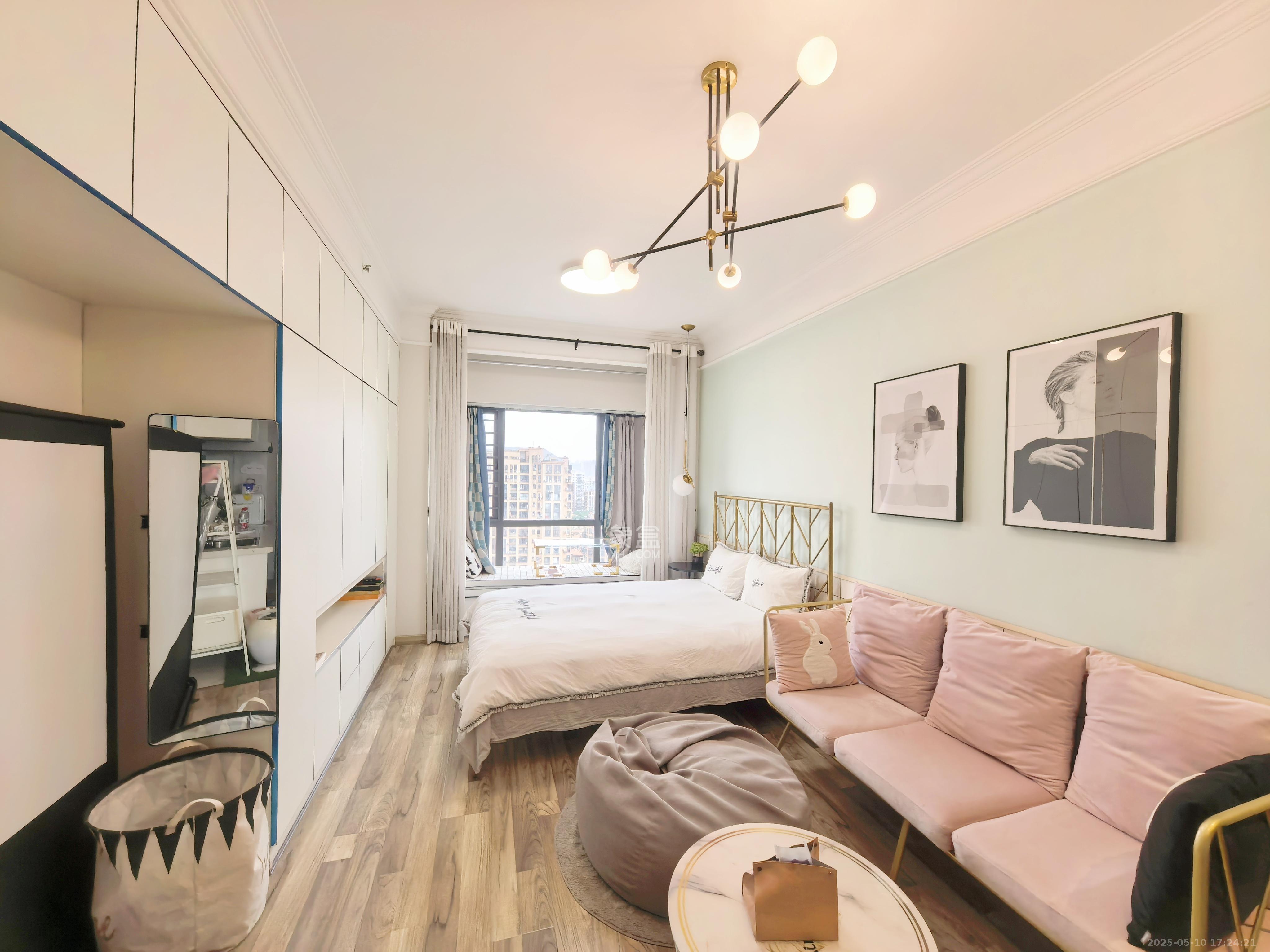 旭辉国际广场(永升商业广场)  1室1厅1卫    2100.0元/月 旭辉国际广场(永升商业广场)  1室1厅1卫    2100.0元/月室内图