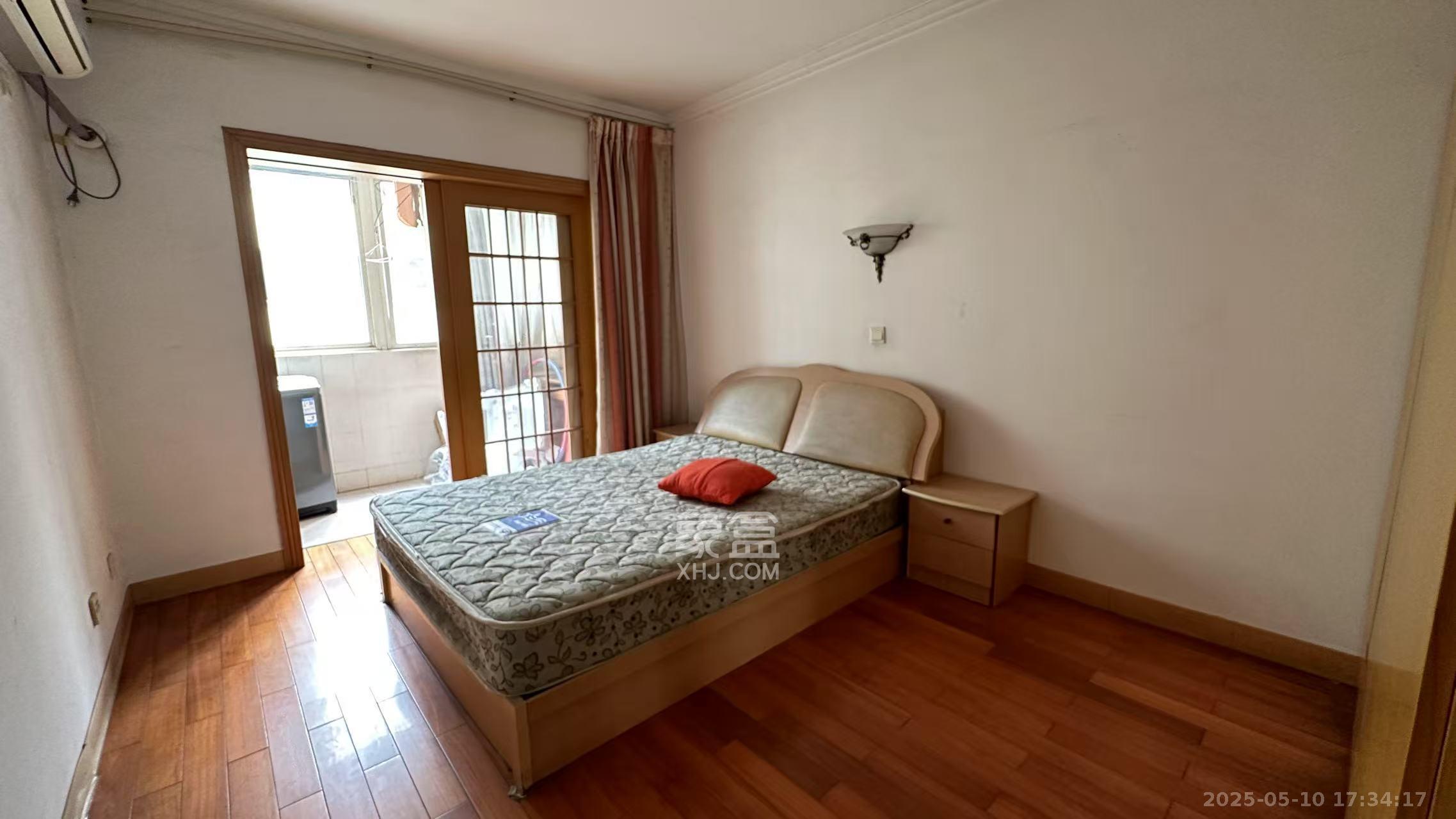 芙蓉苑 2室2厅2卫 2200.0元/月 芙蓉苑 2室2厅2卫 2200.0元/月室内图