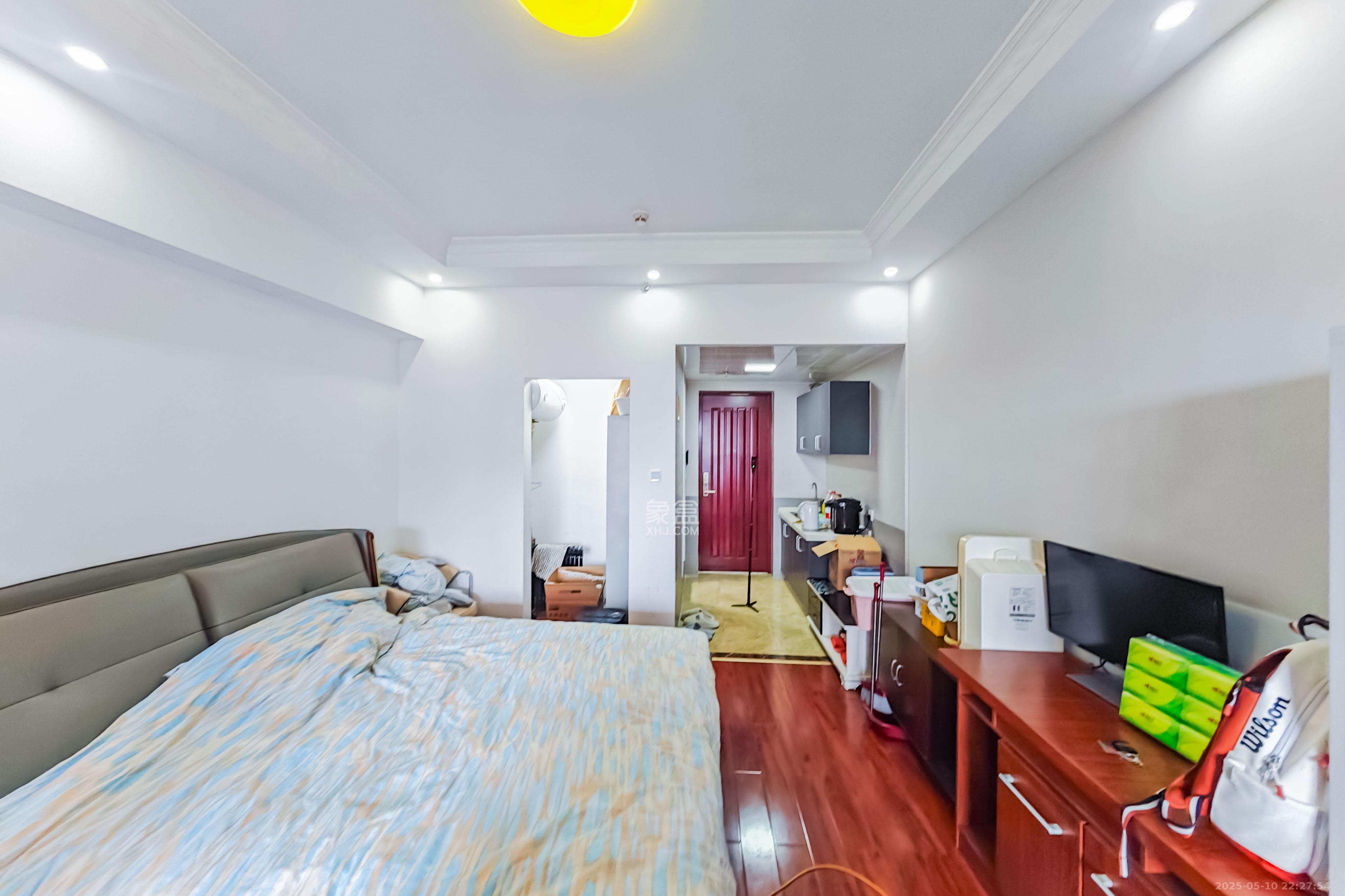 京武浪琴山一、二期  1室1厅2卫    39.0万 京武浪琴山一、二期  1室1厅2卫    39.0万客厅