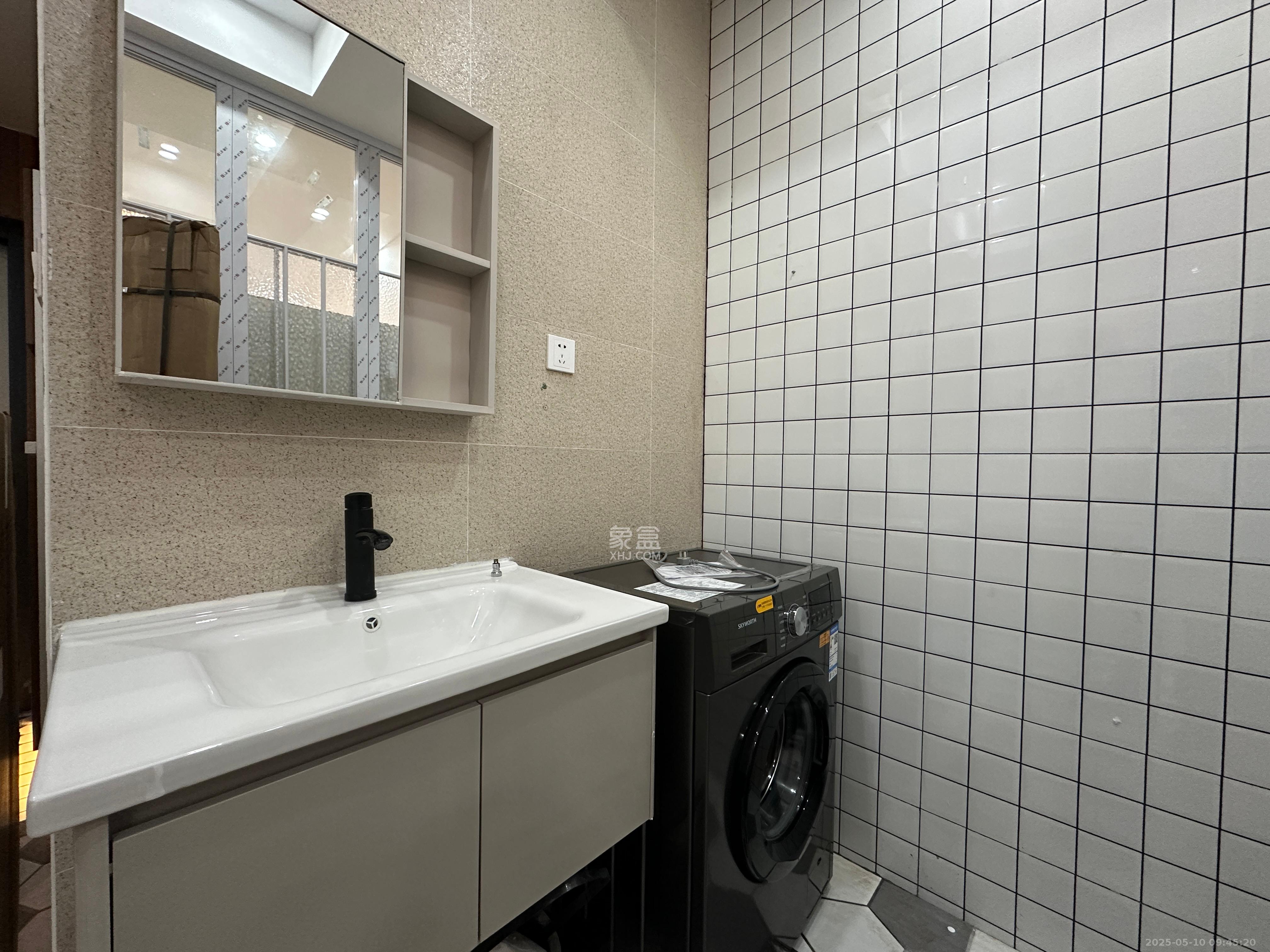 宇成开福广场 0室0厅1卫 1800.0元/月 宇成开福广场 0室0厅1卫 1800.0元/月室内图