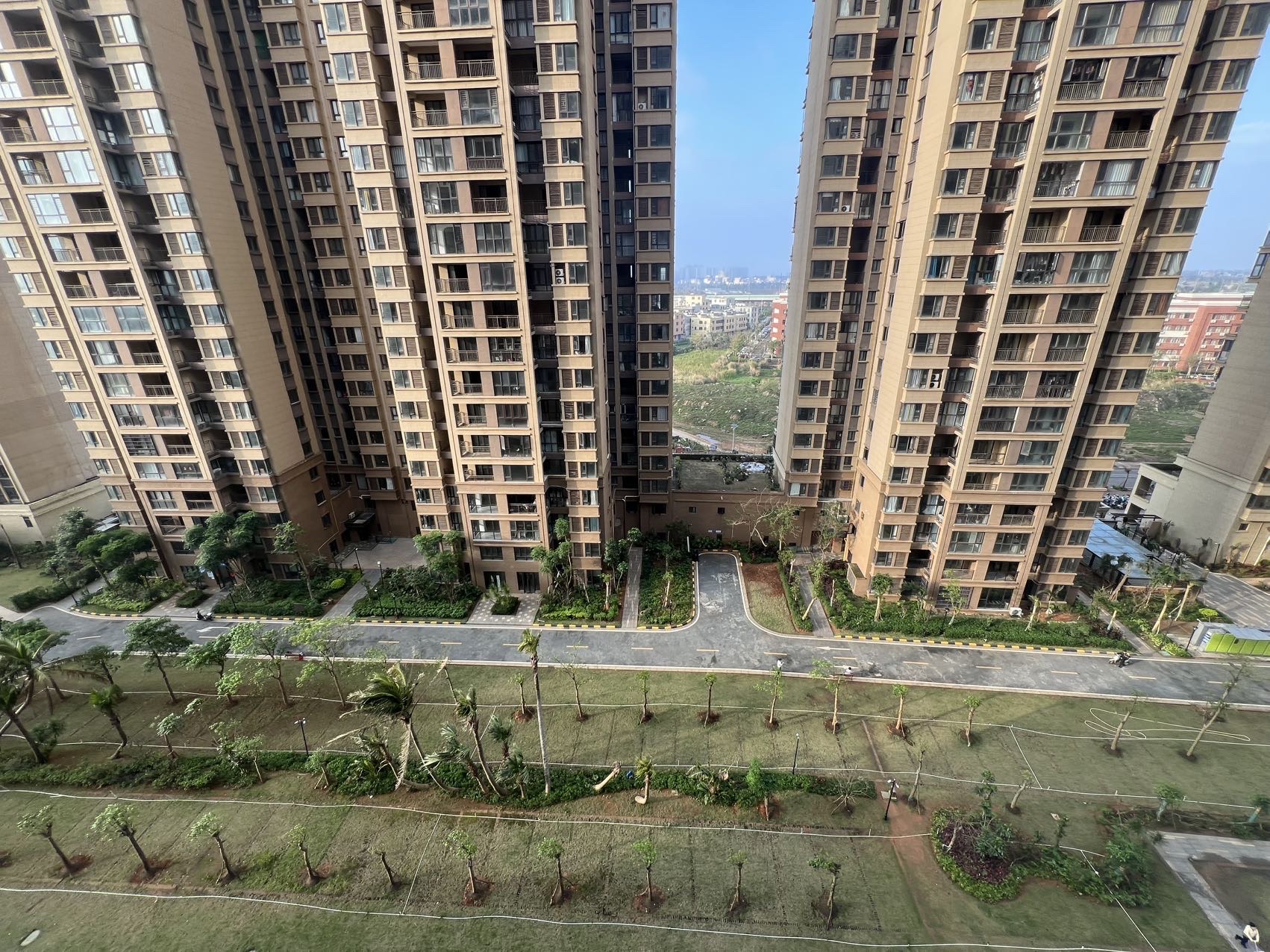 绿地雅典郡  5室2厅2卫   180.00万户型图