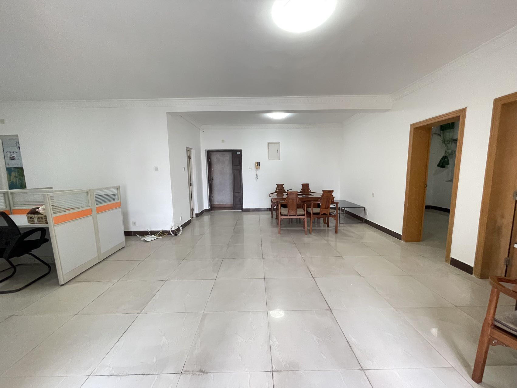 嘉华城市花园 3室2厅2卫 3200.0元/月 嘉华城市花园 3室2厅2卫 3200.0元/月室内图