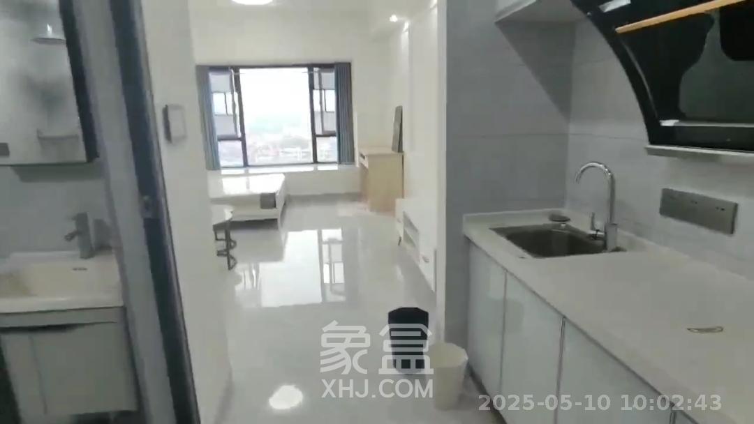 奥园城市天骄一期  1室1厅1卫    1600.0元/月室内图