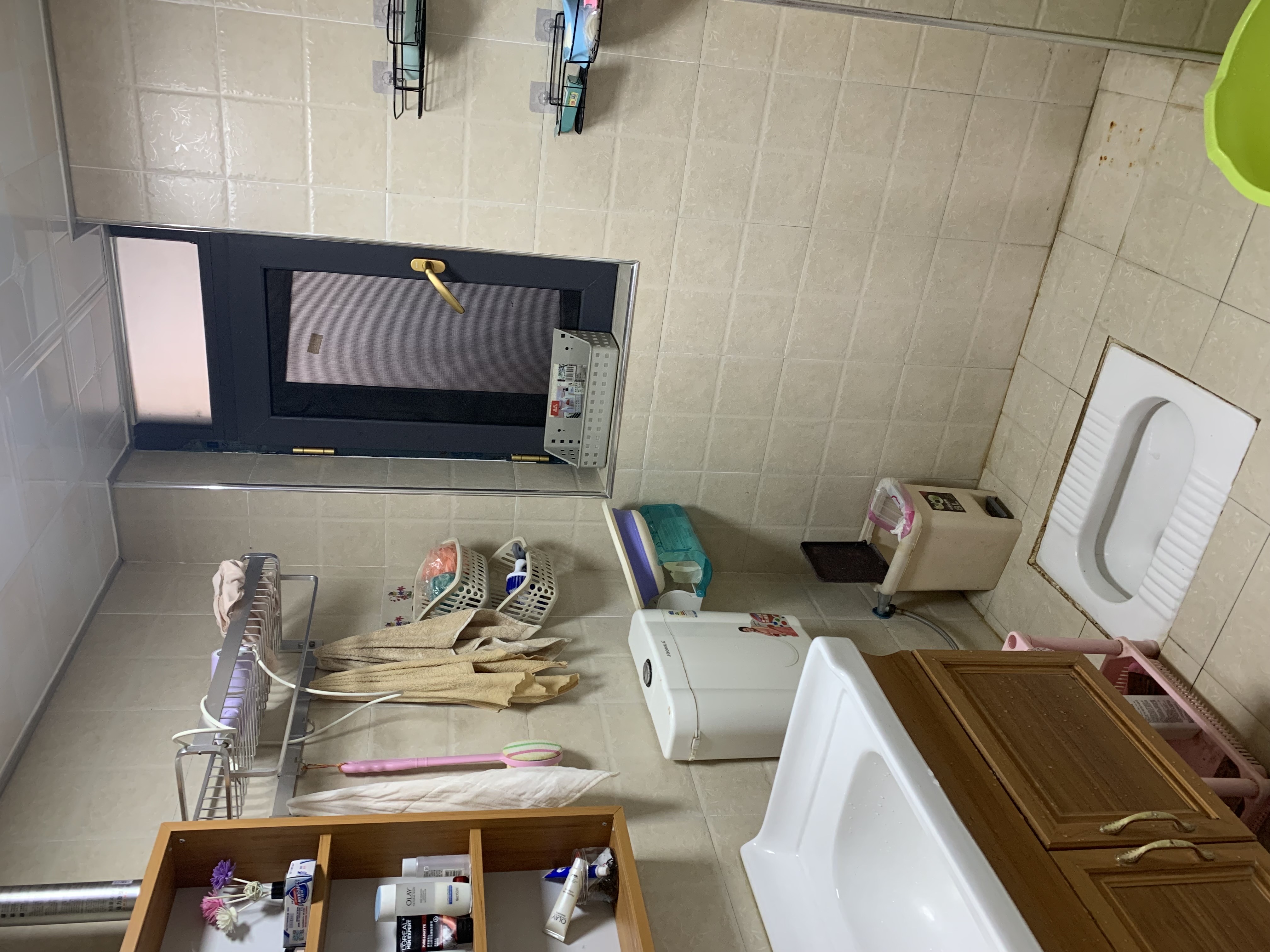玉恒龙岸小区  3室2厅2卫    85.0万客厅