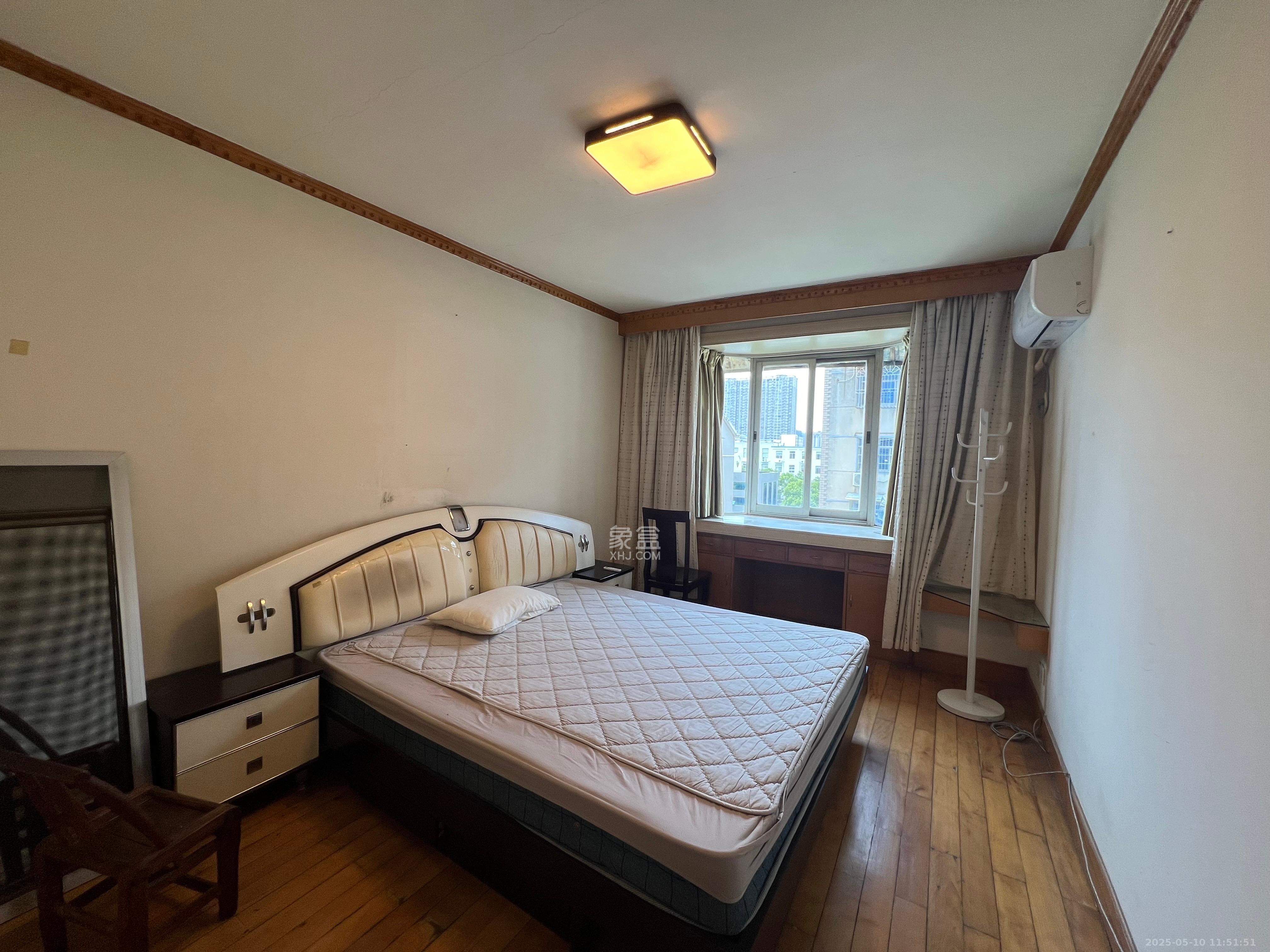 华隆大院  3室2厅1卫   1650.00元/月室内图