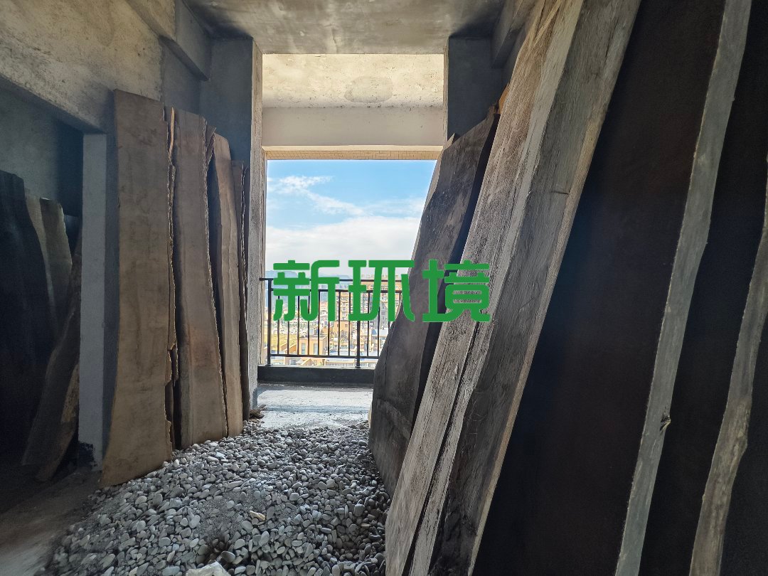 鑫成君泰  4室2厅2卫    72.8万 鑫成君泰  4室2厅2卫    72.8万客厅