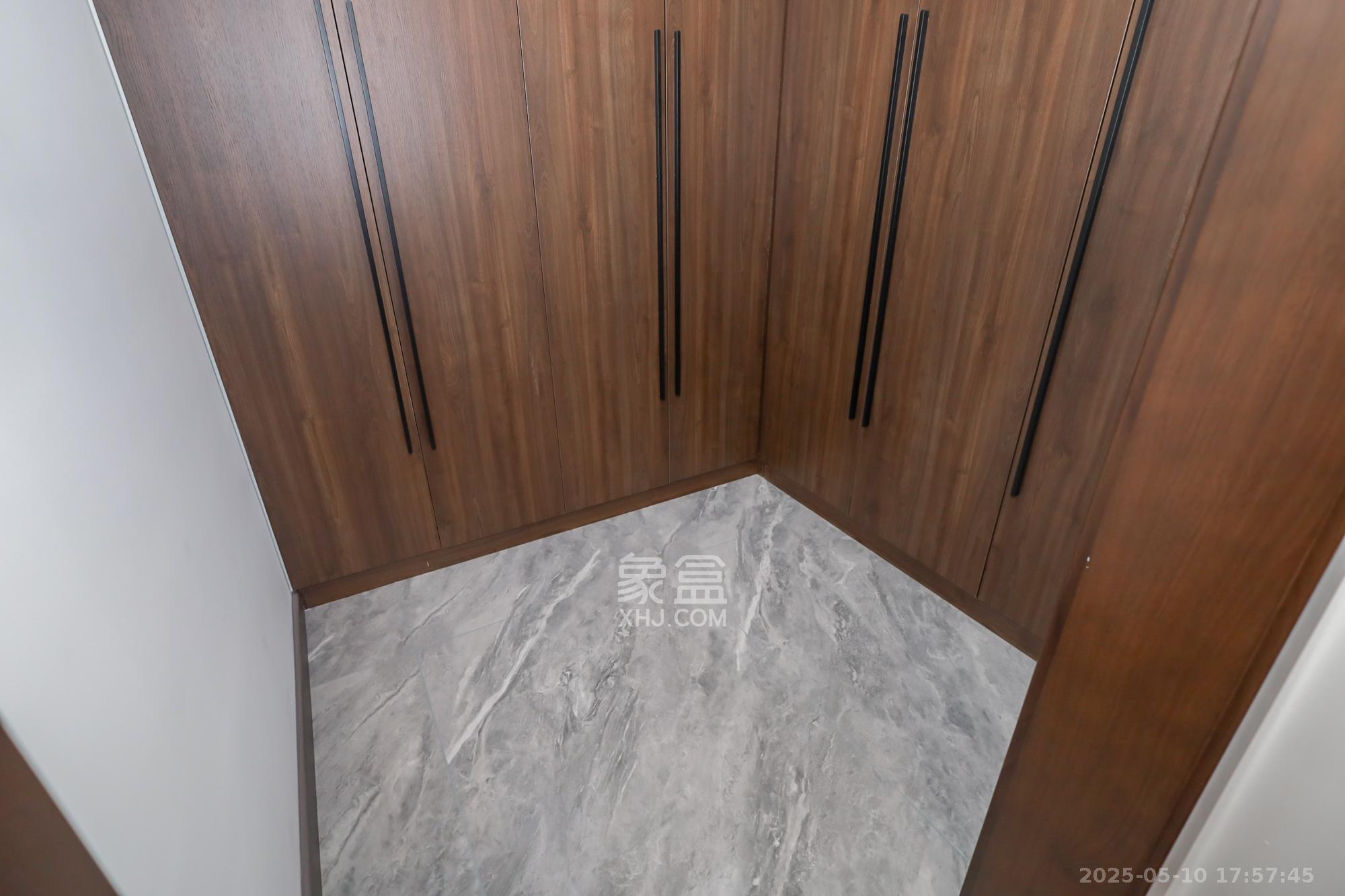 绿地湖湘中心  4室2厅2卫    330.0万 绿地湖湘中心  4室2厅2卫    330.0万其他