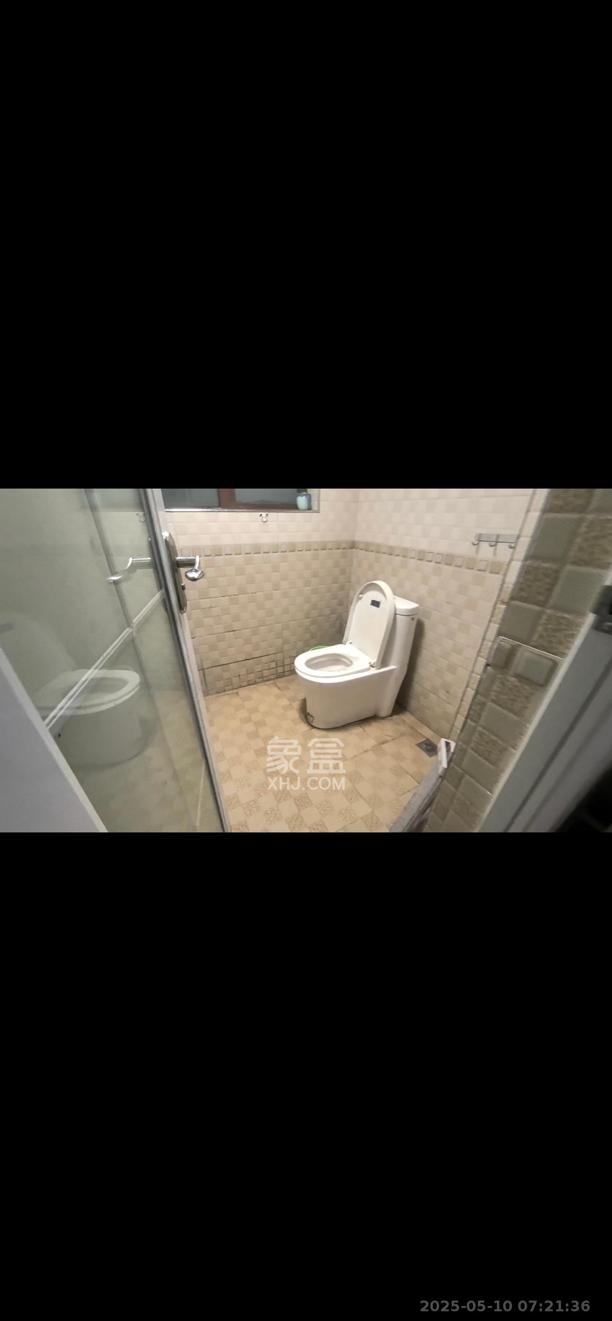 工贸大厦  3室1厅1卫    2300.0元/月室内图