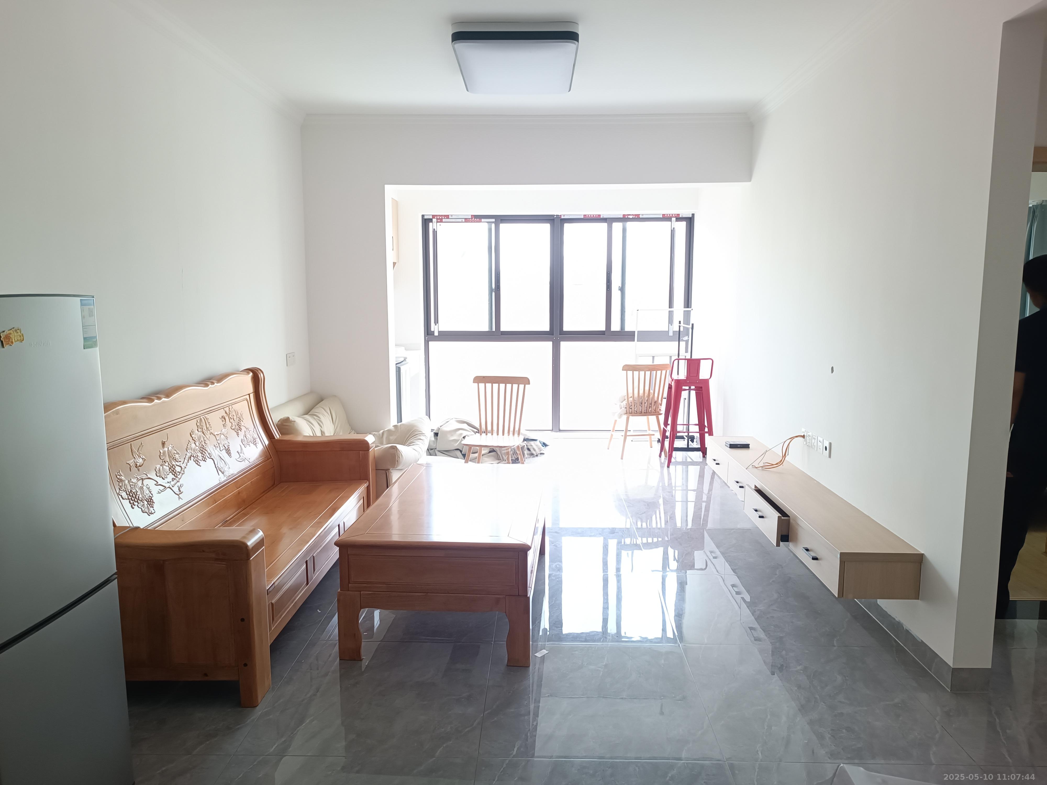 燕瓏新寓  2室2廳1衛(wèi)   2400.00元/月室內(nèi)圖