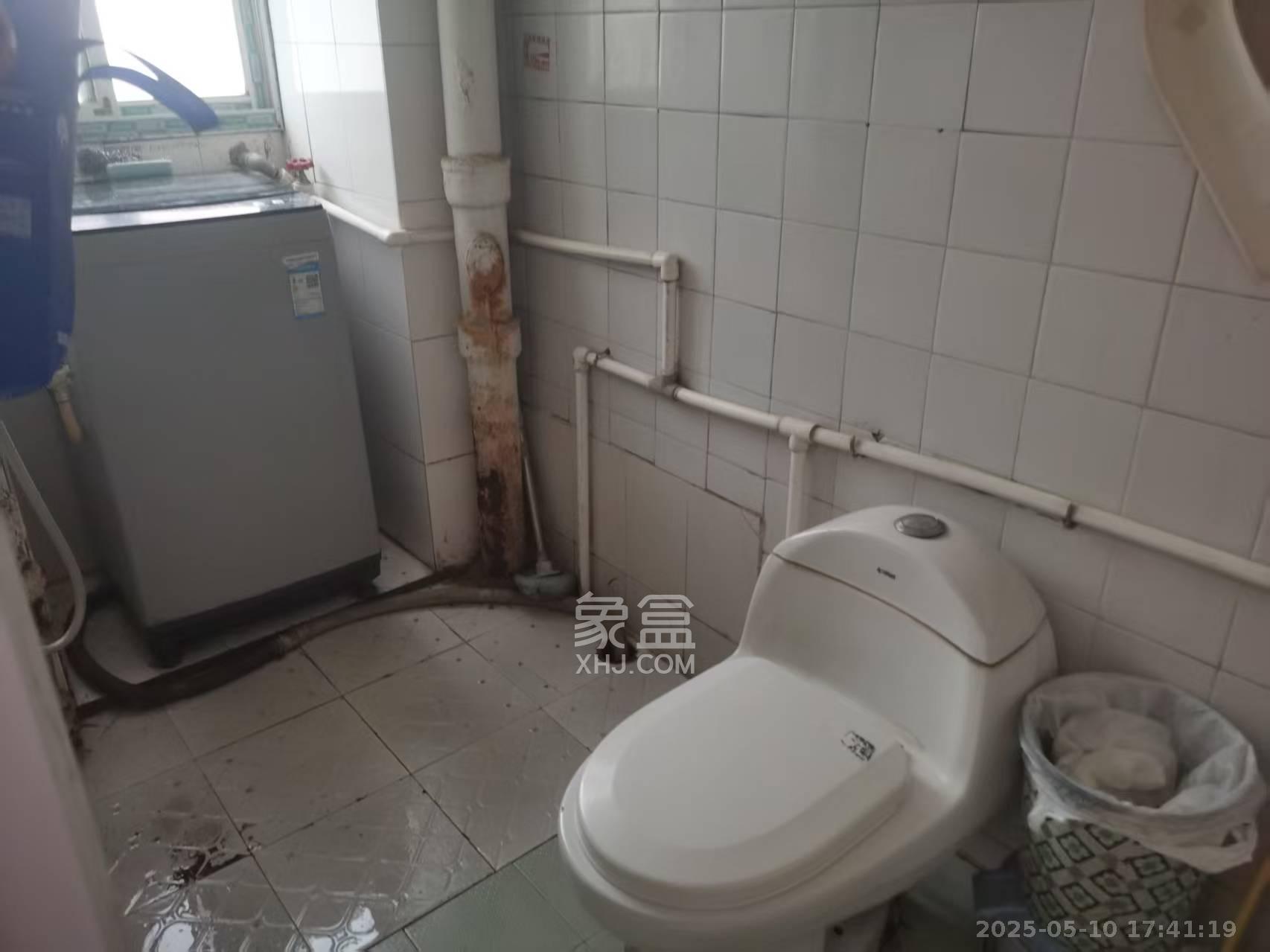 红旗社区  2室1厅1卫    1500.0元/月室内图