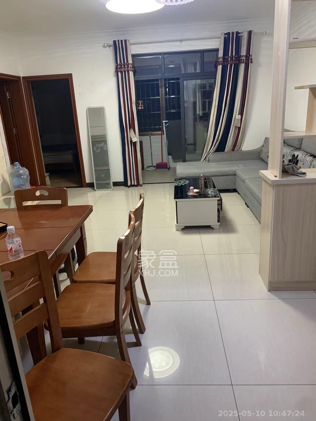 景塘家园  3室2厅1卫   2200.00元/月室内图1