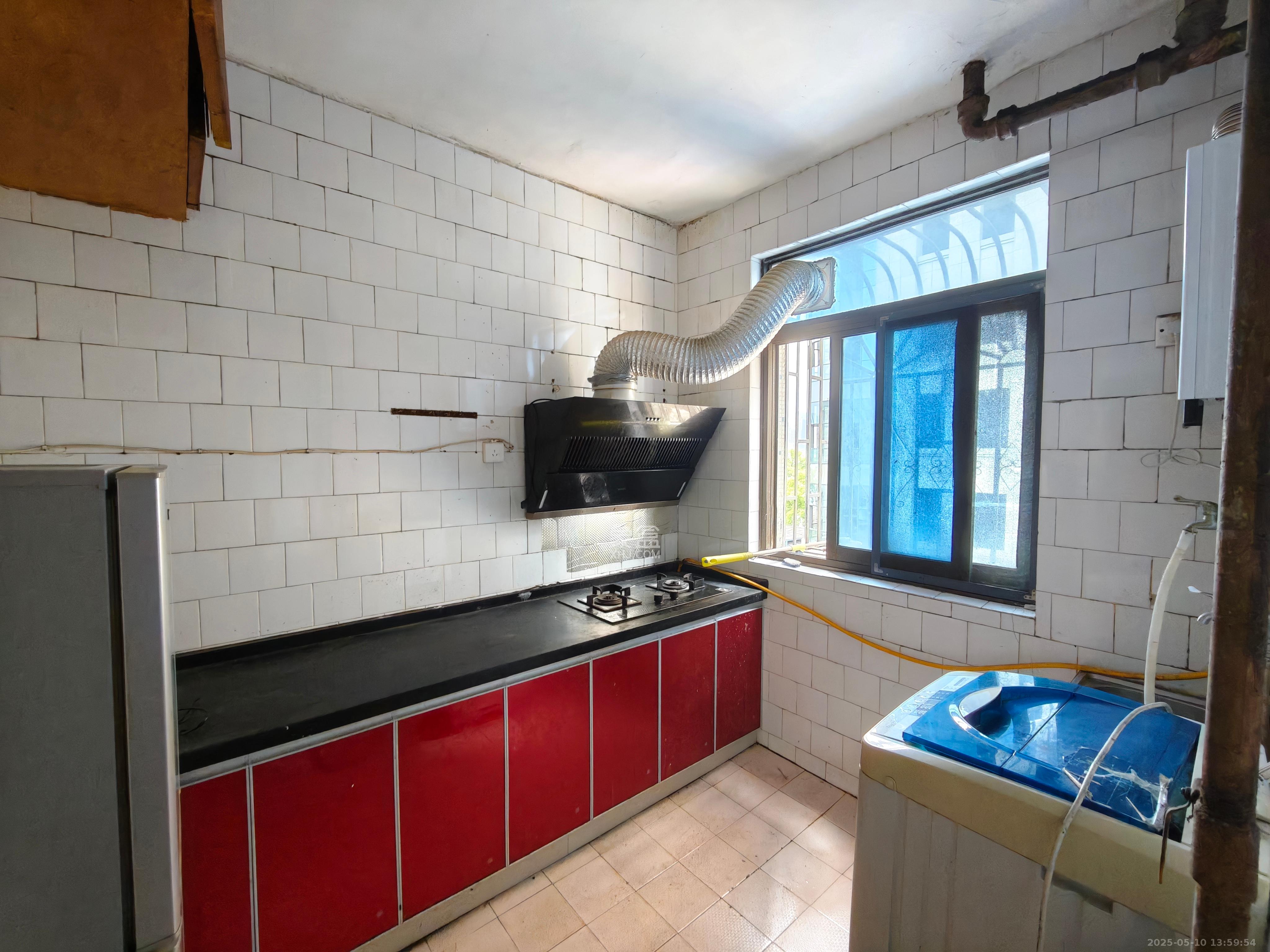 雅泰花园 3室1厅1卫 1500.0元/月 雅泰花园 3室1厅1卫 1500.0元/月室内图