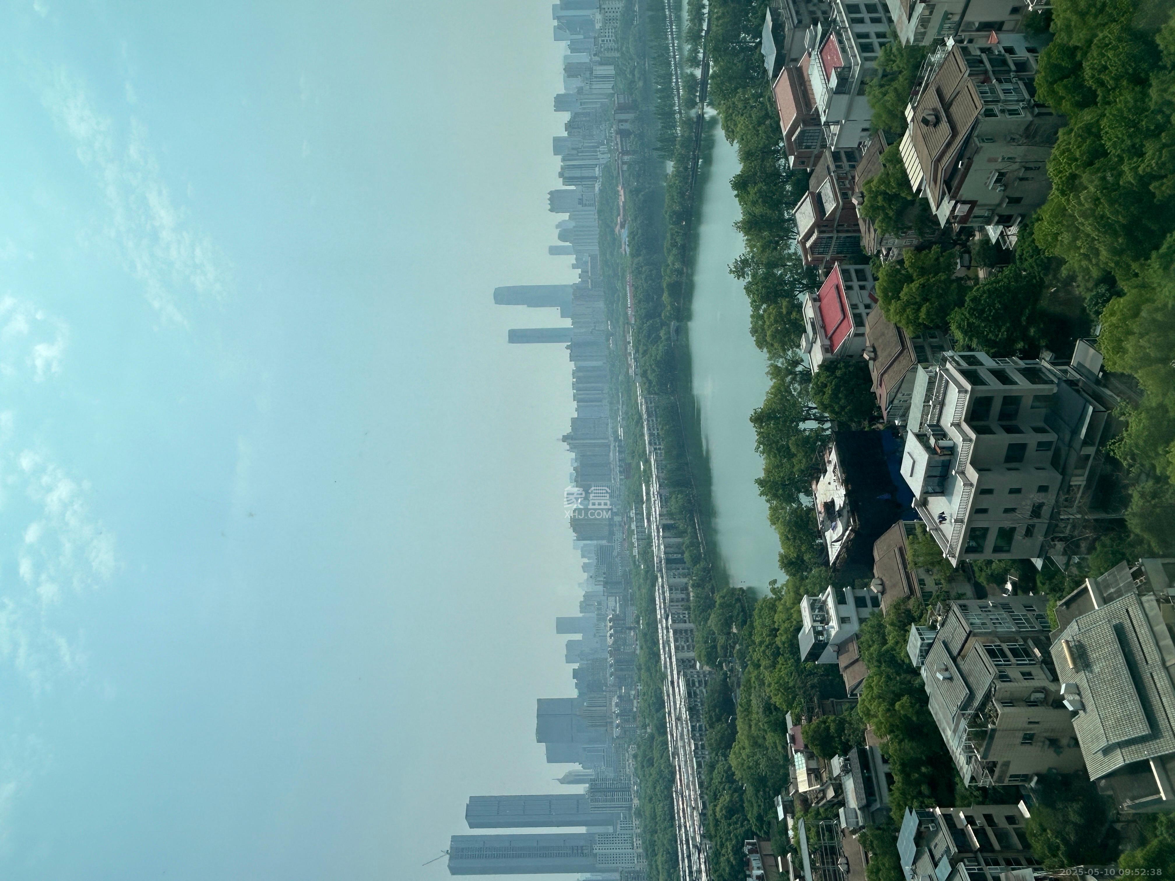 梦泽园  3室2厅2卫   4000.00元/月