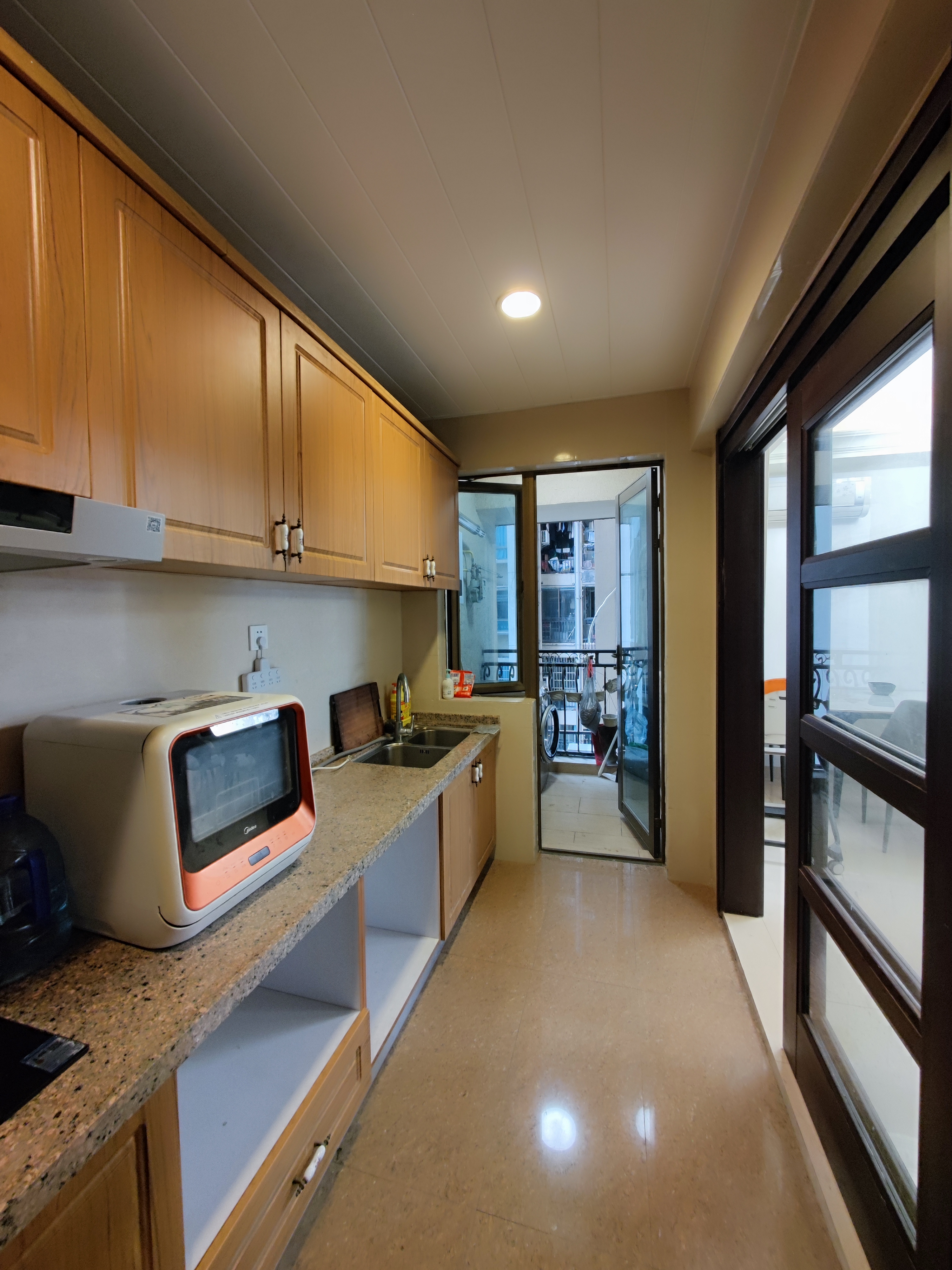 碧桂园 4室2厅2卫 2000.0元/月 碧桂园 4室2厅2卫 2000.0元/月室内图