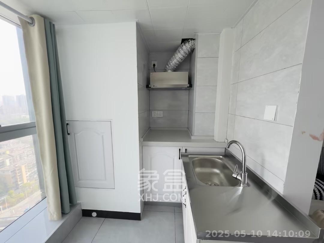 卓越伊景寓 2室1厅1卫 2500.0元/月 卓越伊景寓 2室1厅1卫 2500.0元/月室内图