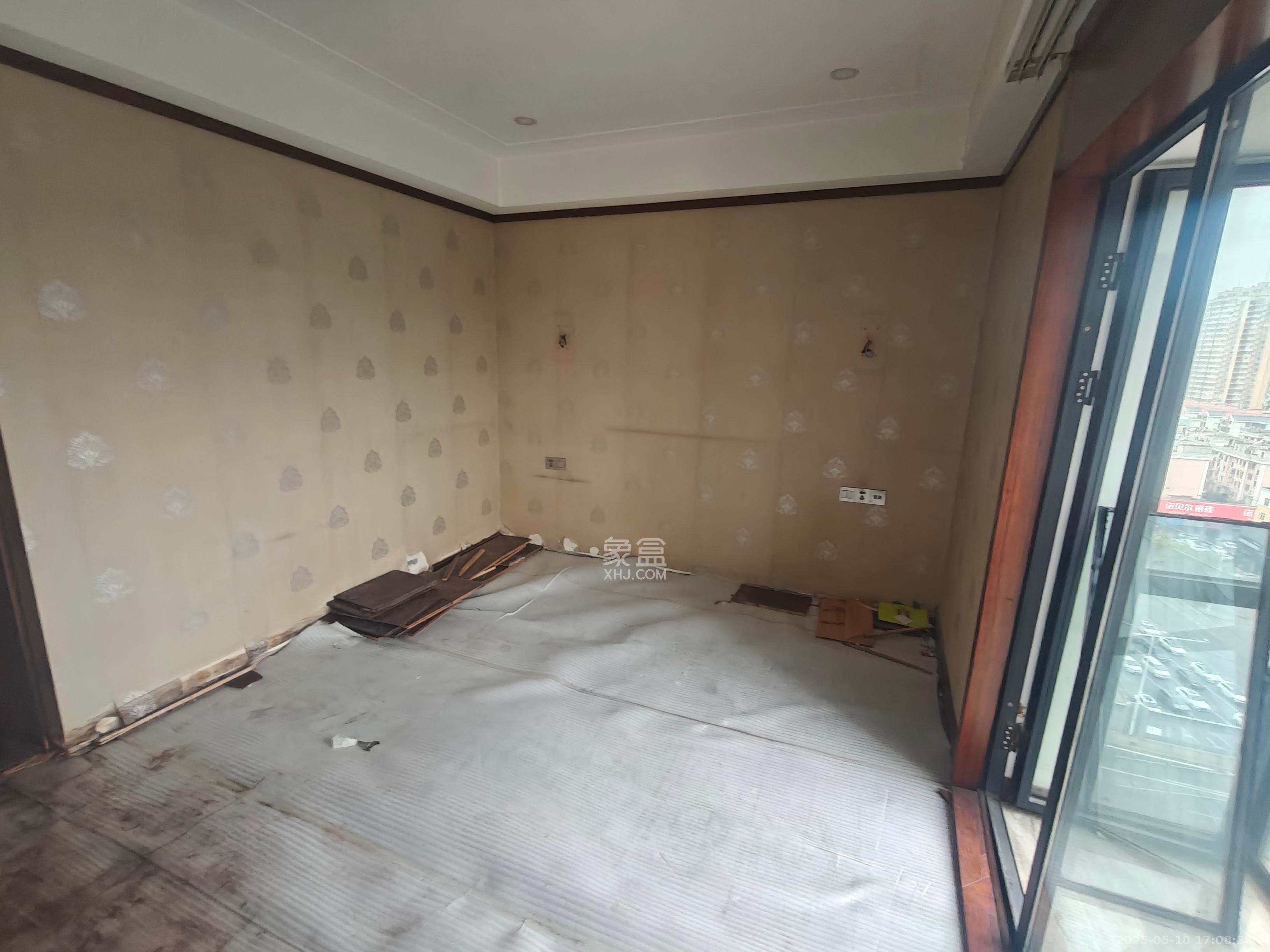 建安新商汇 1室2厅2卫 9999.0元/月 建安新商汇 1室2厅2卫 9999.0元/月室内图