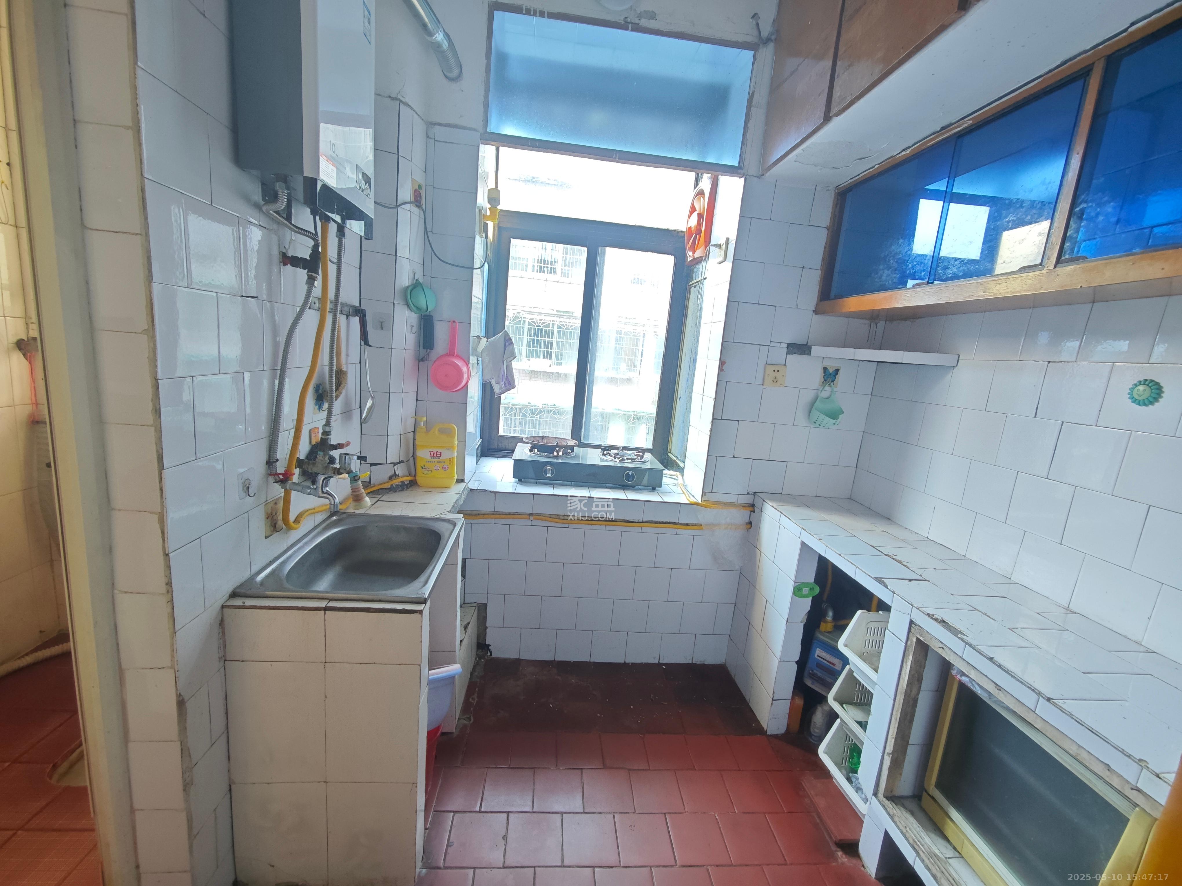建湘新村  1室1厅1卫   1200.00元/月室内图