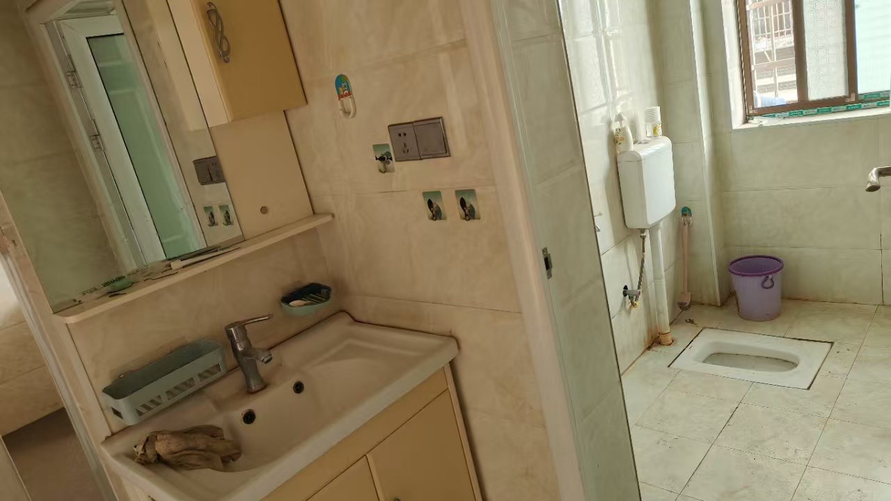 电力安置小区  3室2厅2卫    1280.0元/月 电力安置小区  3室2厅2卫    1280.0元/月室内图