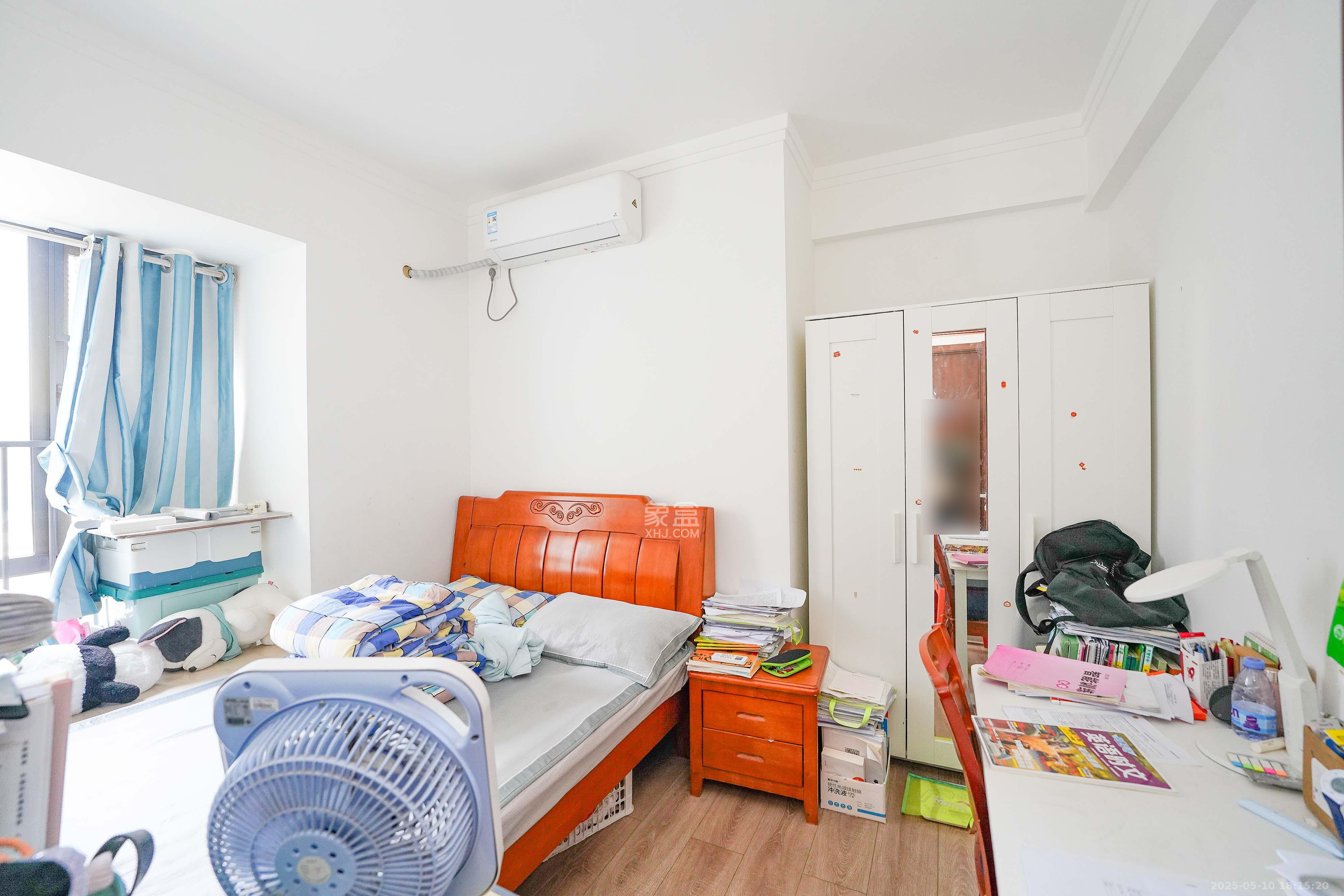 汇金城/嘉华城(二期、三期) 3室2厅2卫 106.8万 汇金城/嘉华城(二期、三期) 3室2厅2卫 106.8万卧室