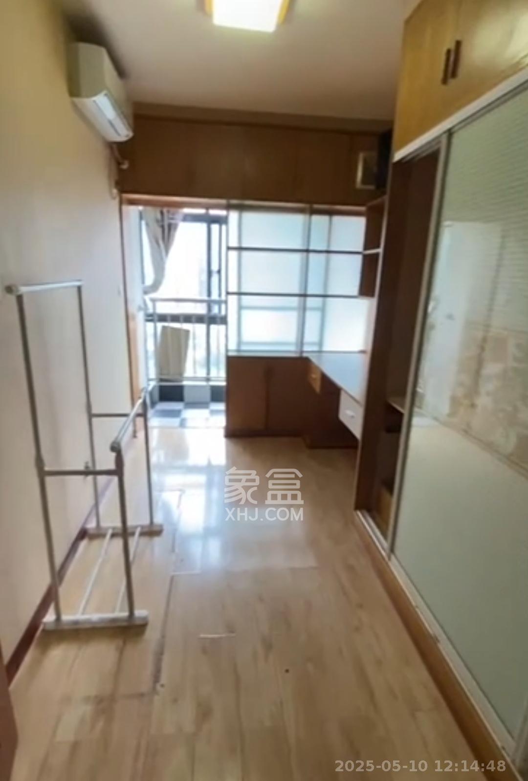 融橙上品  3室2厅1卫   2200.00元/月室内图