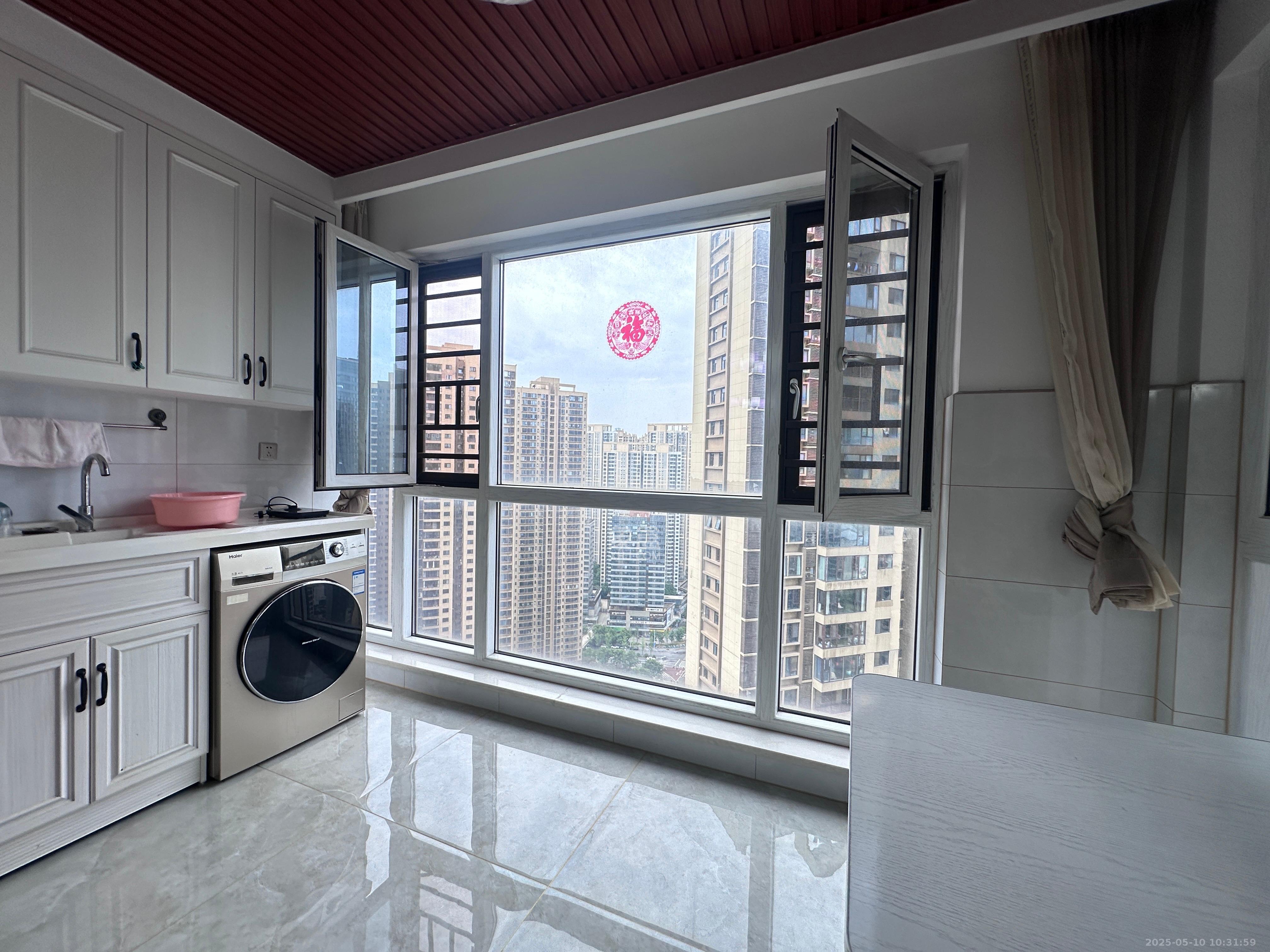 北辰三角洲C2区 3室2厅2卫 3400.0元/月 北辰三角洲C2区 3室2厅2卫 3400.0元/月室内图