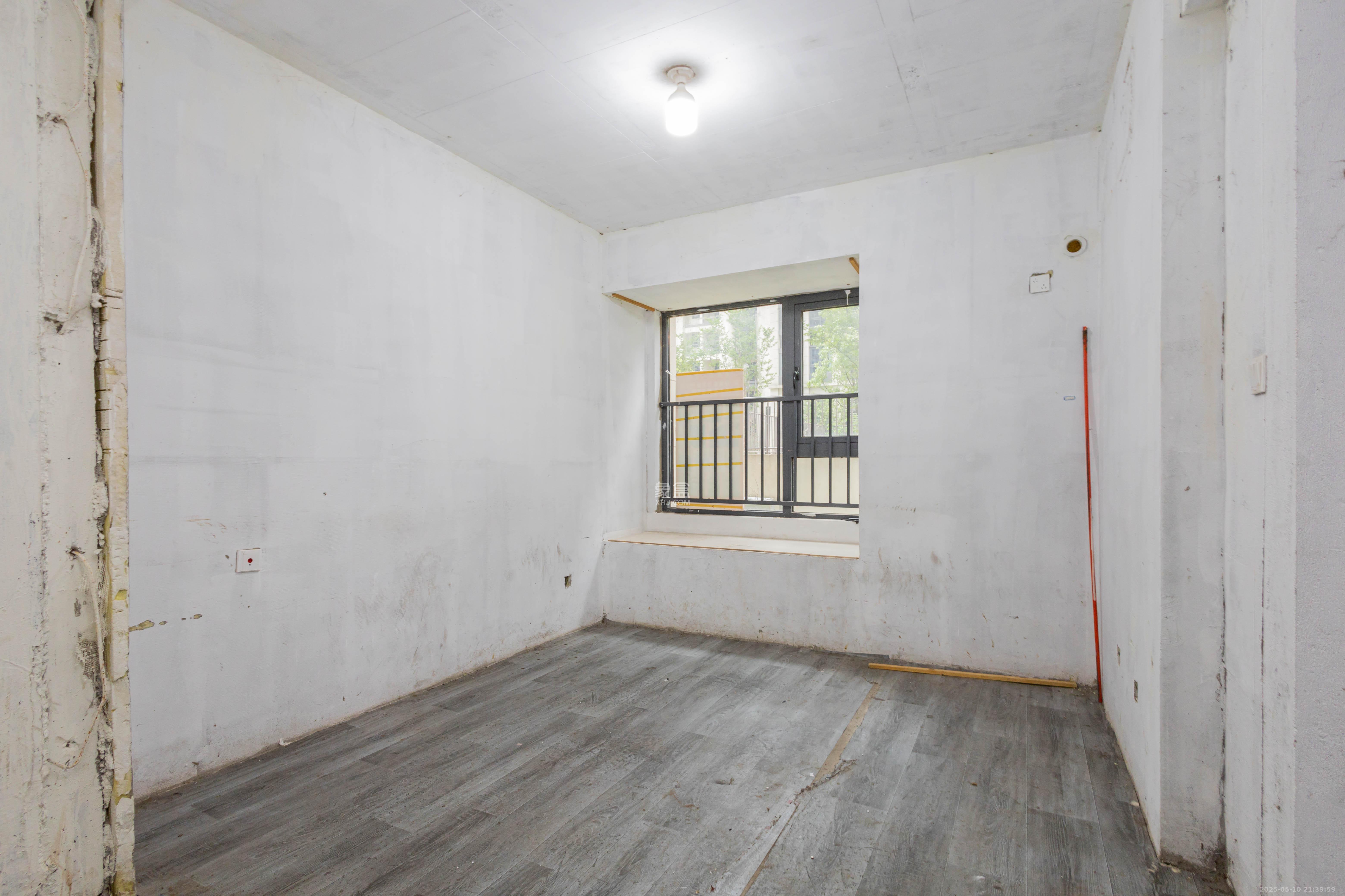 金科景朝集美星宸 3室2厅2卫 65.0万 金科景朝集美星宸 3室2厅2卫 65.0万卧室