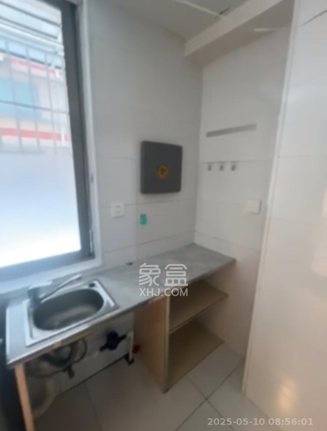 高桥火焰市场  1室1厅1卫    1000.0元/月 高桥火焰市场  1室1厅1卫    1000.0元/月室内图