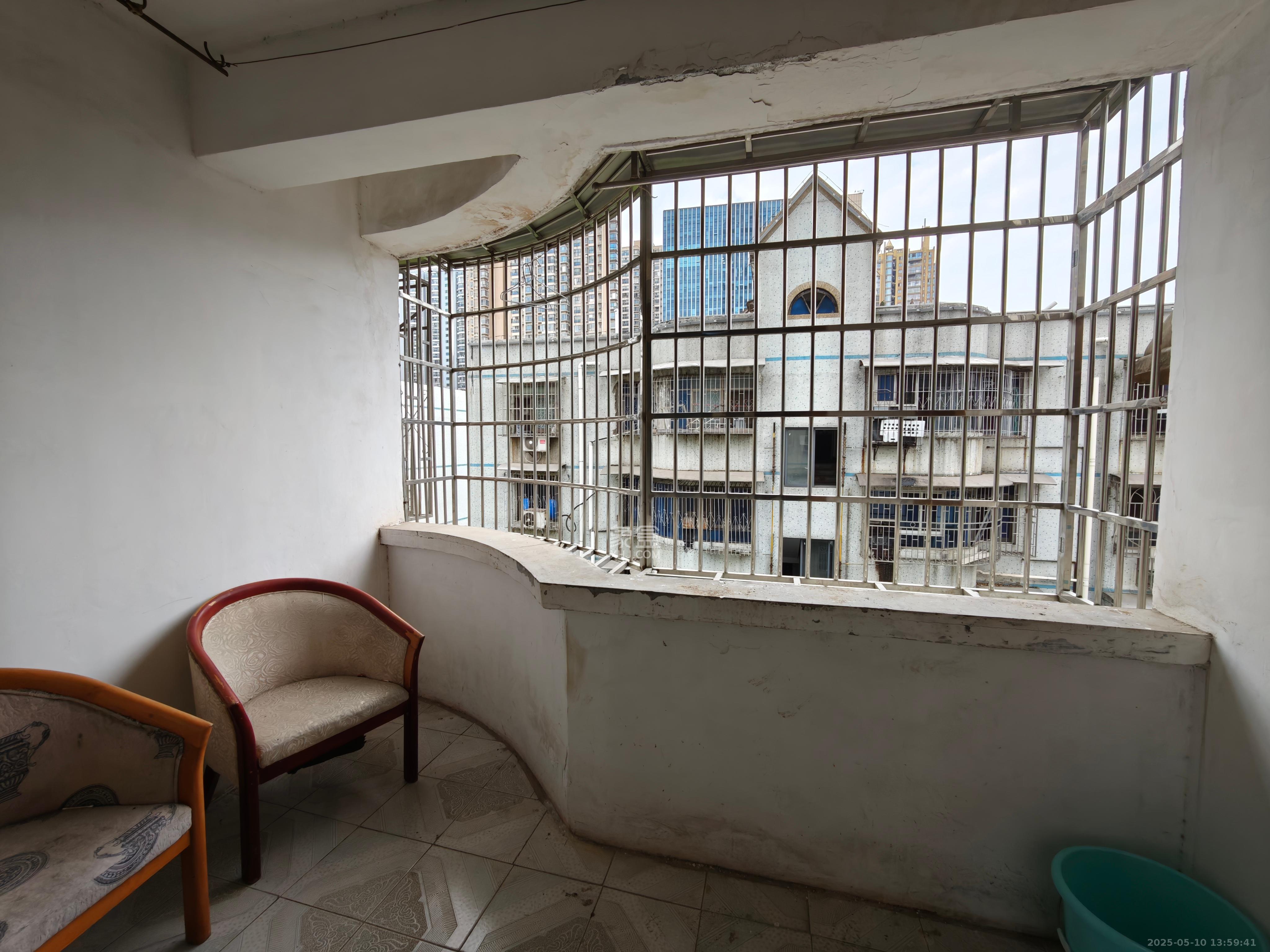 雅泰花园 3室1厅1卫 1500.0元/月 雅泰花园 3室1厅1卫 1500.0元/月室内图