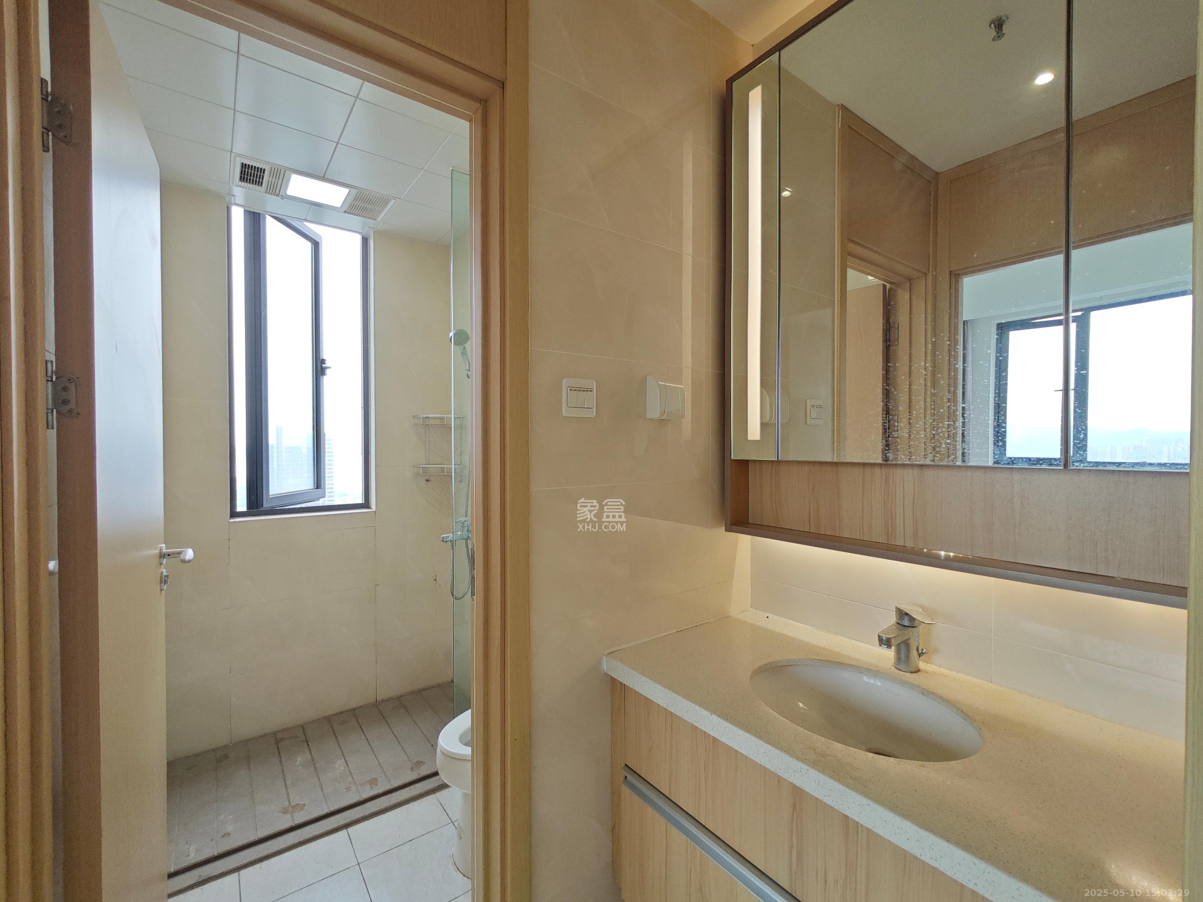 启迪协信中心  2室1厅1卫    2800.0元/月室内图