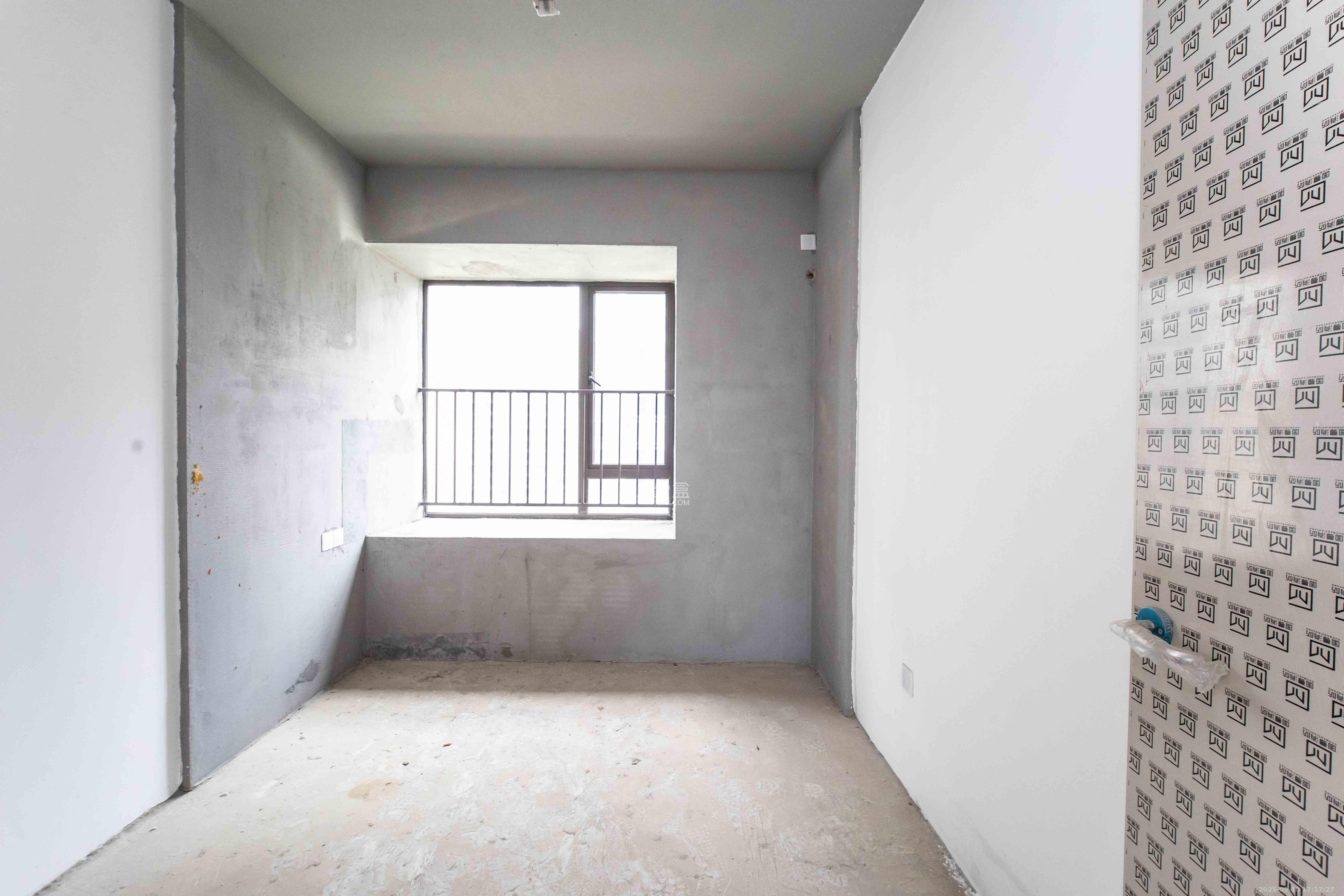 德奥悦东方  4室2厅2卫    148.5万 德奥悦东方  4室2厅2卫    148.5万卧室