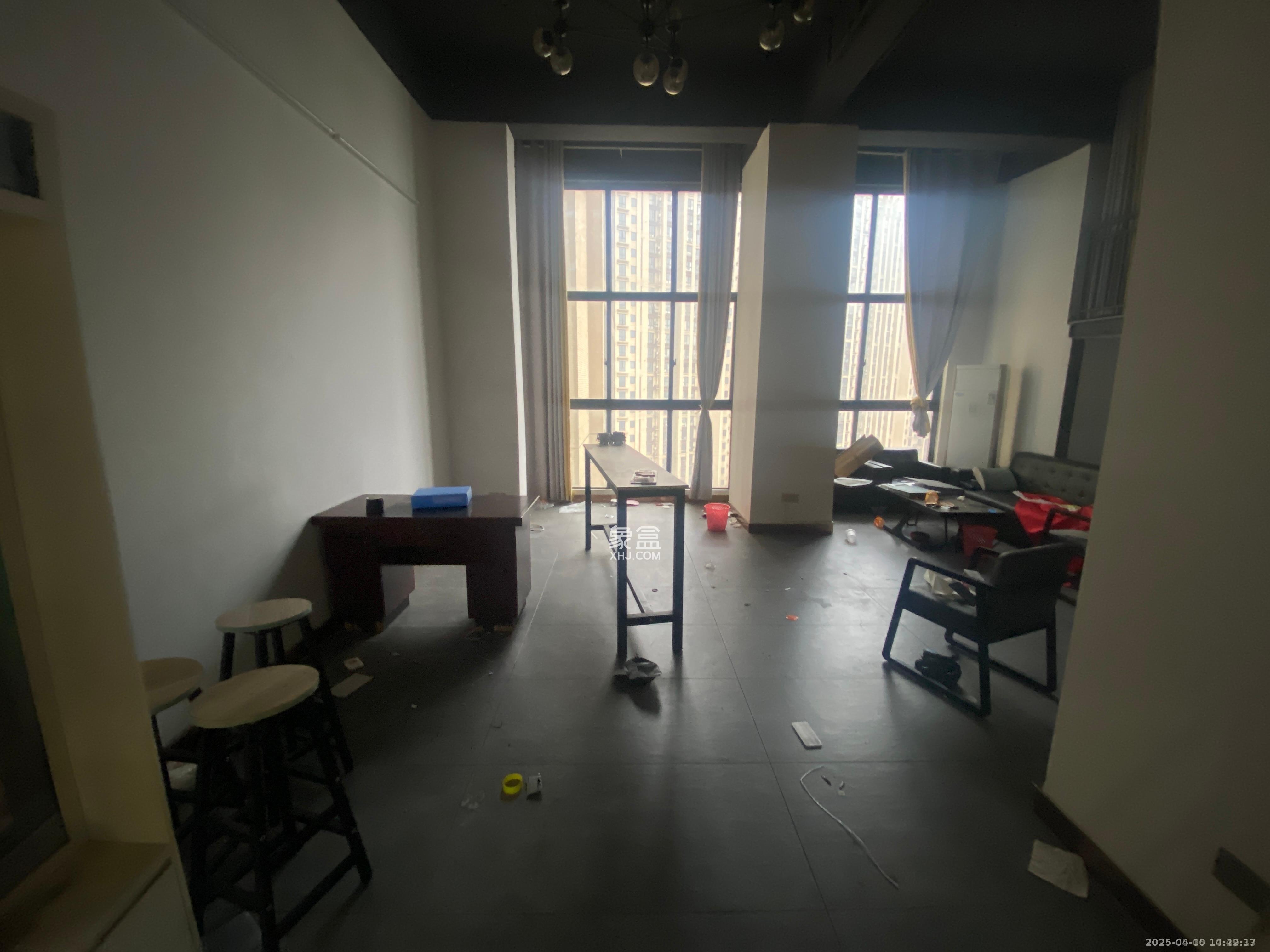 兰亭湾畔  1室1厅1卫   3500.00元/月室内图