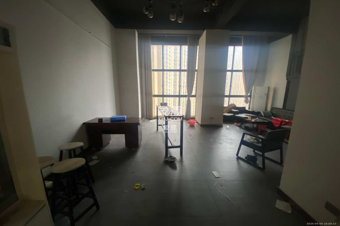 兰亭湾畔 1室1厅1卫 3500.0元/月 兰亭湾畔 1室1厅1卫 3500.0元/月室内图