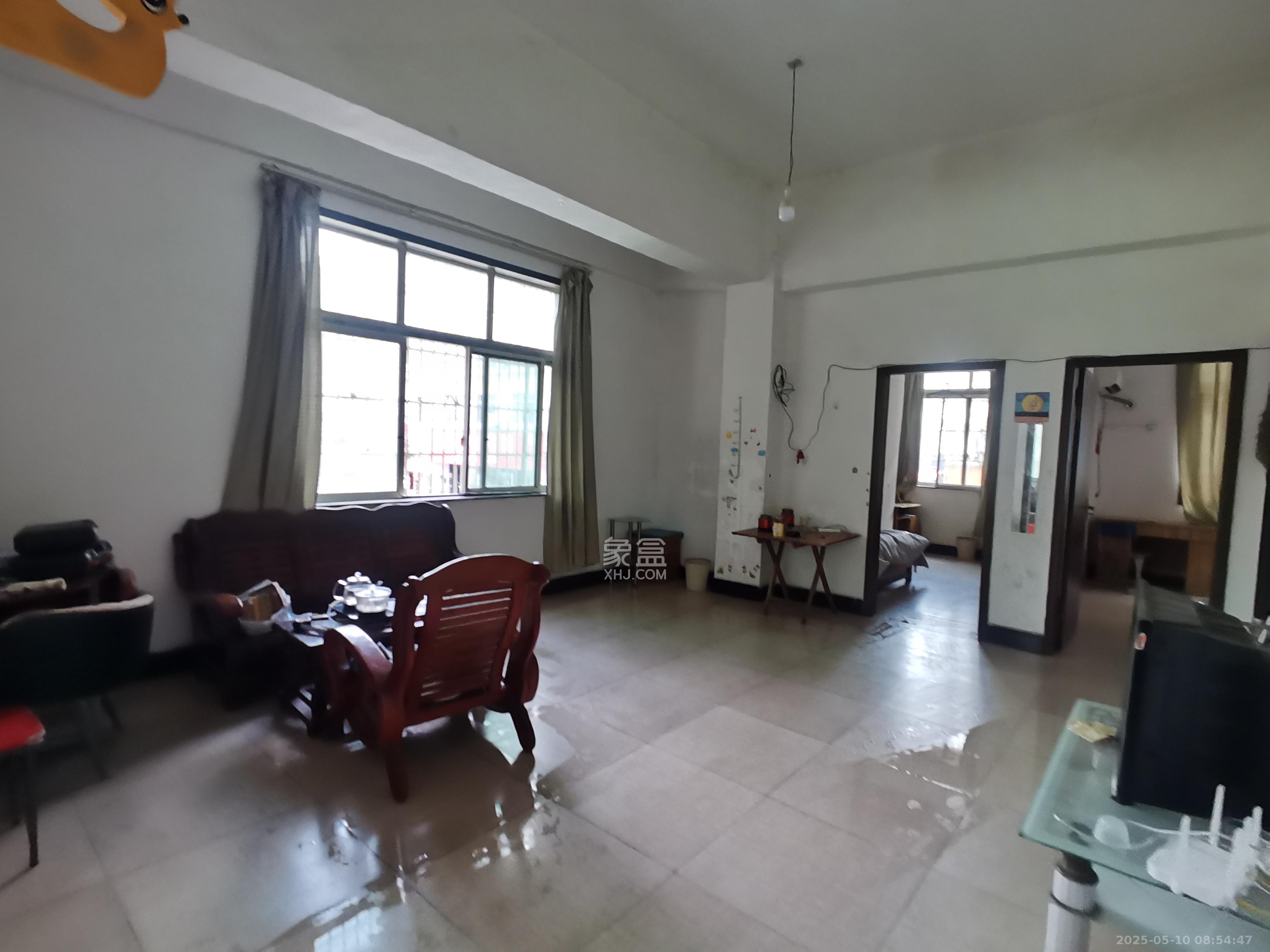 泉塘小区 3室2厅1卫 1200.0元/月 泉塘小区 3室2厅1卫 1200.0元/月室内图