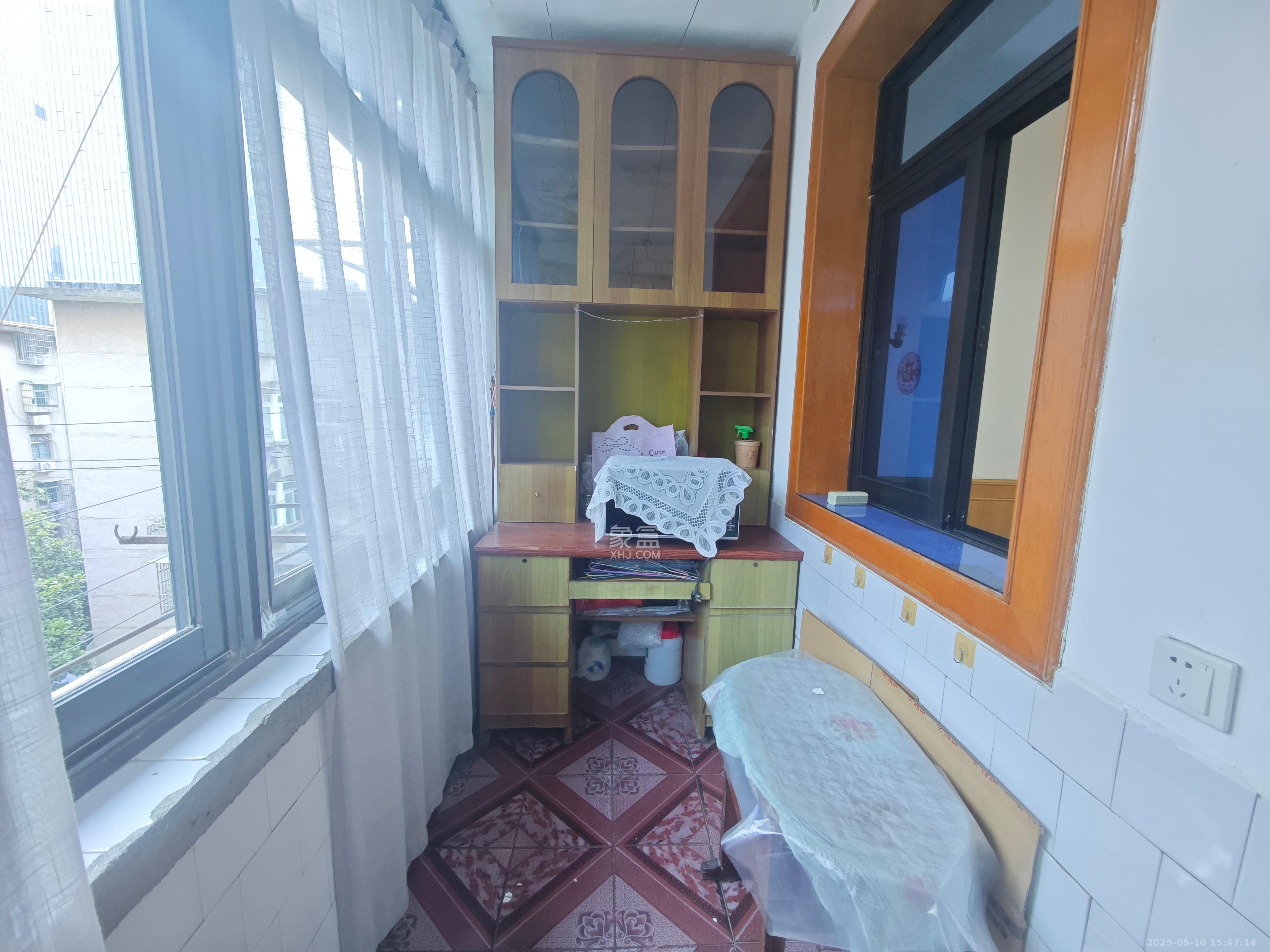 建湘新村  1室1厅1卫   1200.00元/月室内图