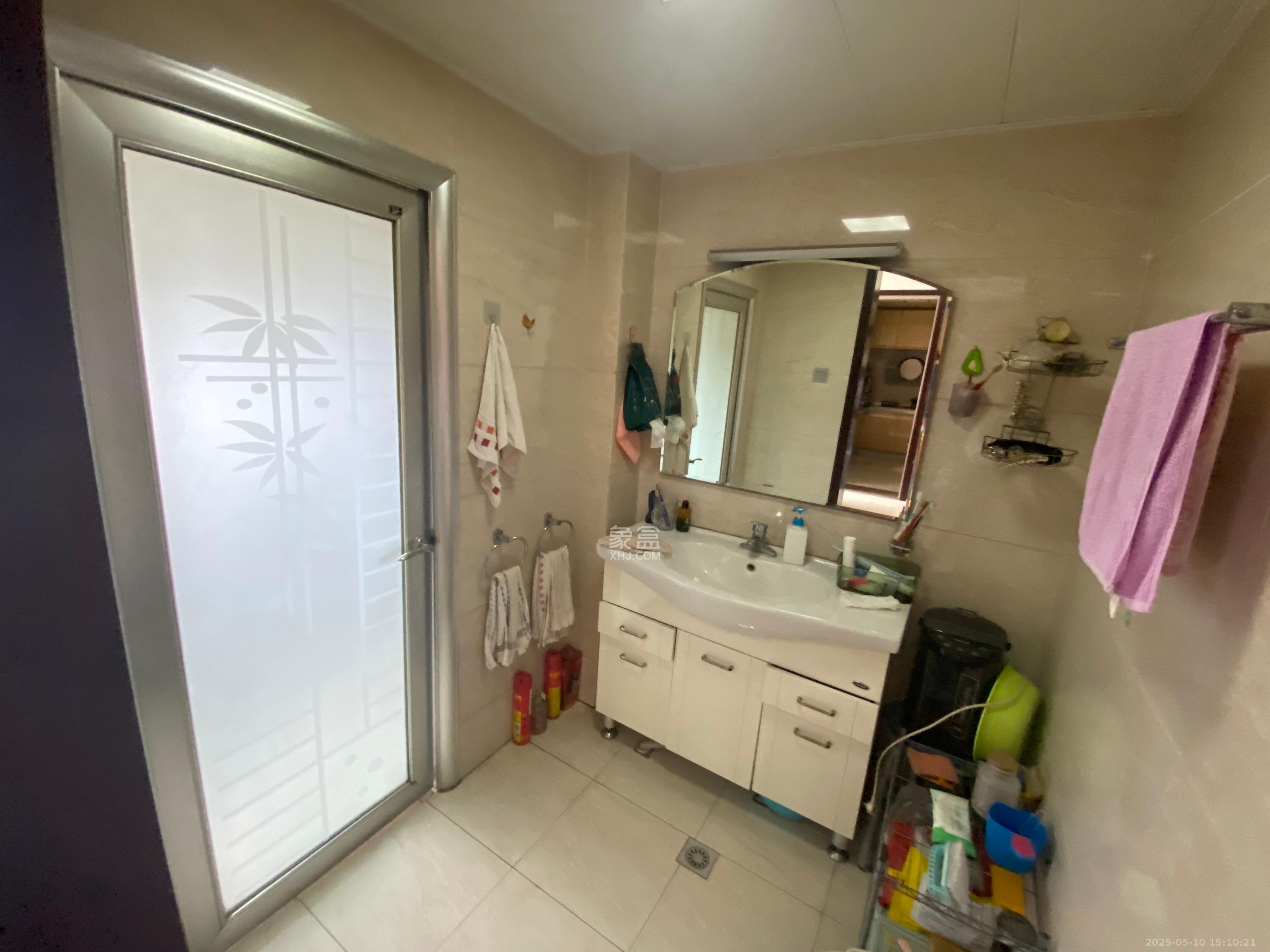 汇城上筑 3室2厅2卫 2900.0元/月 汇城上筑 3室2厅2卫 2900.0元/月室内图