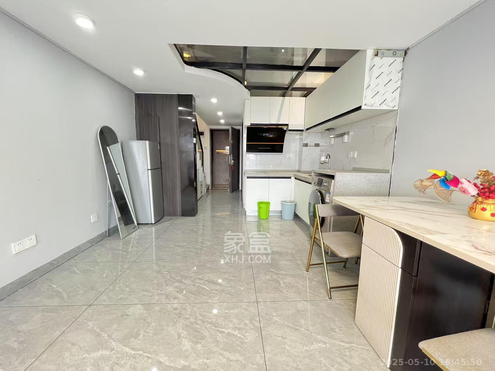 龙湖新壹城 1室1厅1卫 2500.0元/月 龙湖新壹城 1室1厅1卫 2500.0元/月室内图