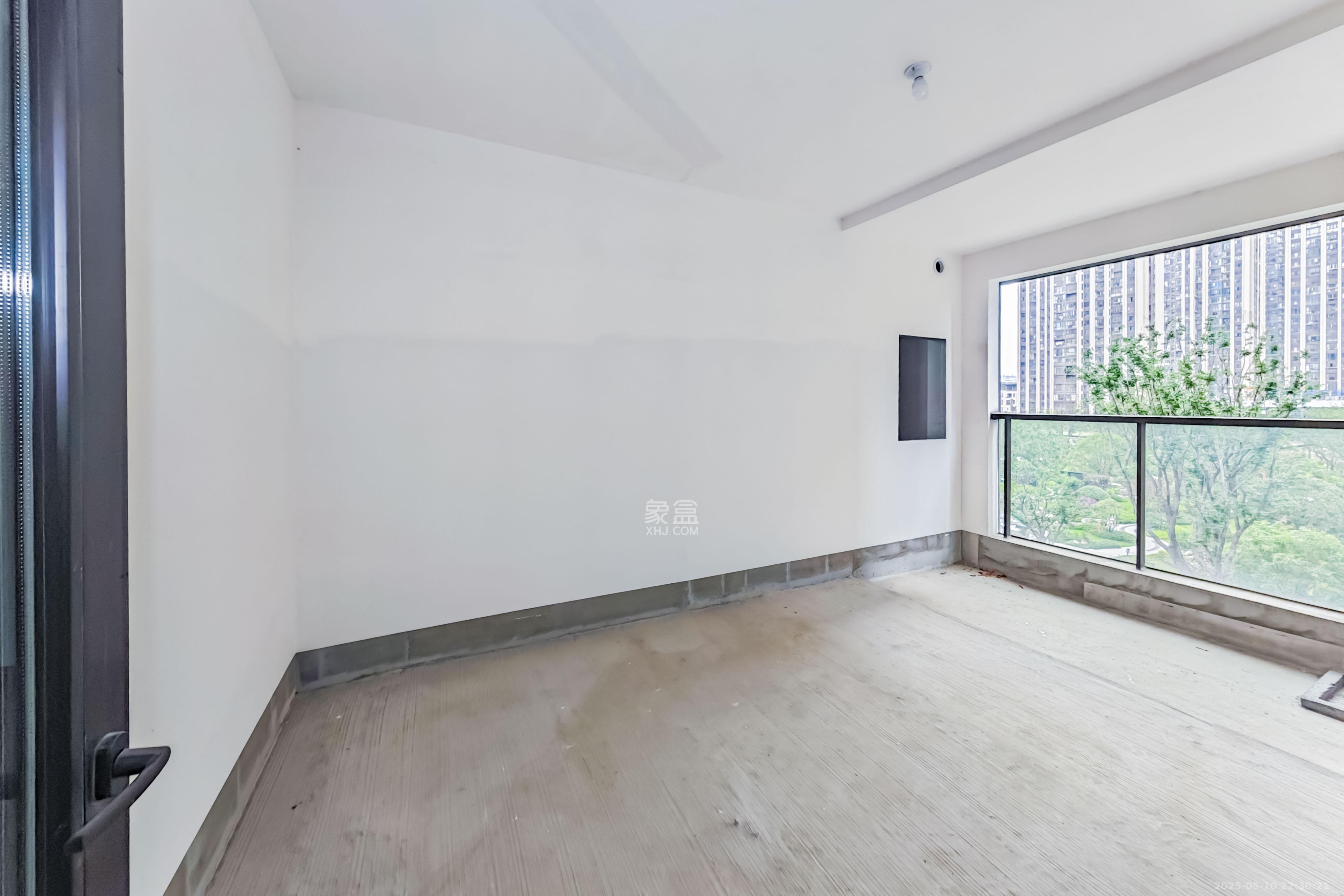 建发玖洲观澜  1室0厅0卫   266.00万其他