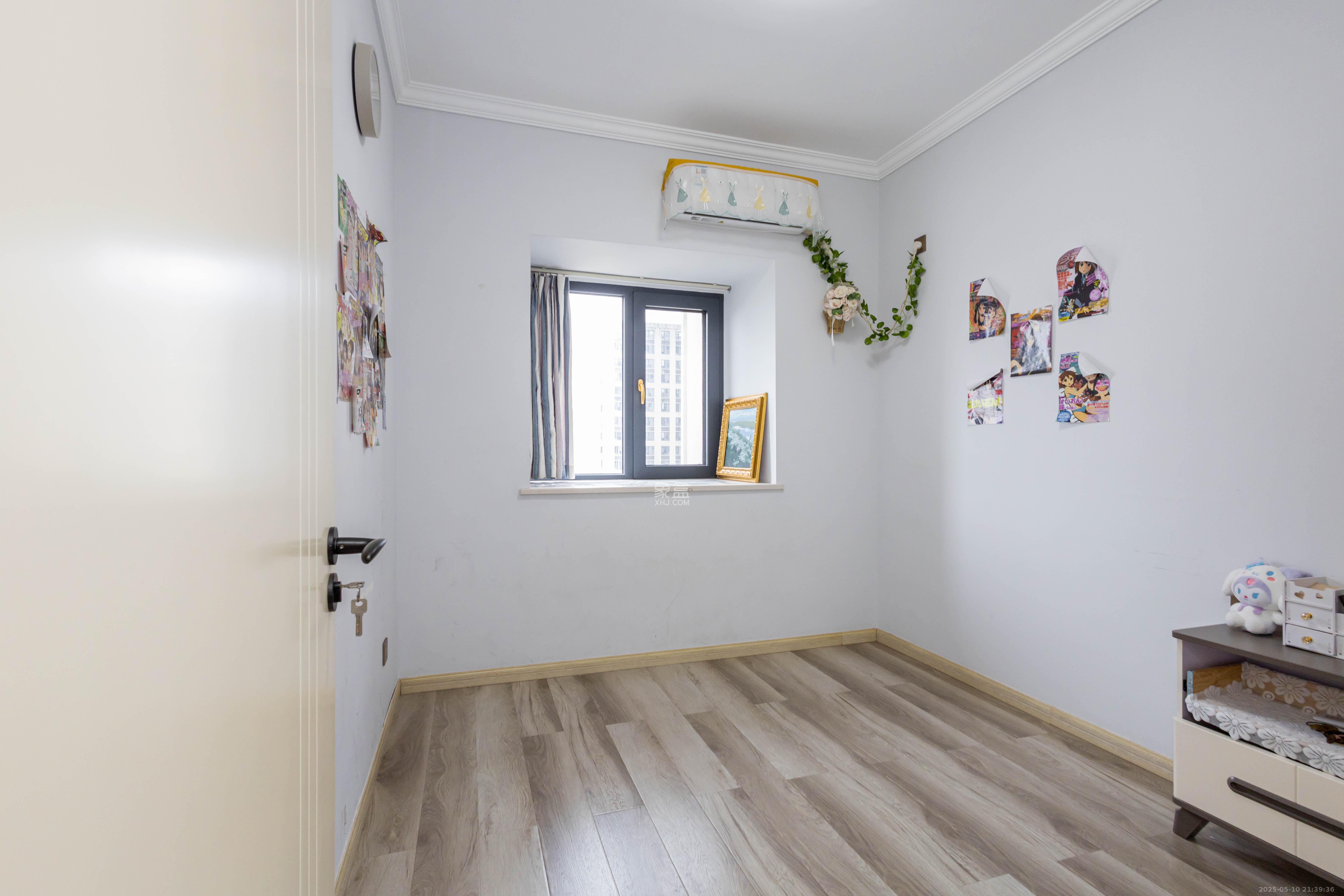 金科天悦(金科美邻汇) 3室2厅2卫 96.8万 金科天悦(金科美邻汇) 3室2厅2卫 96.8万卧室